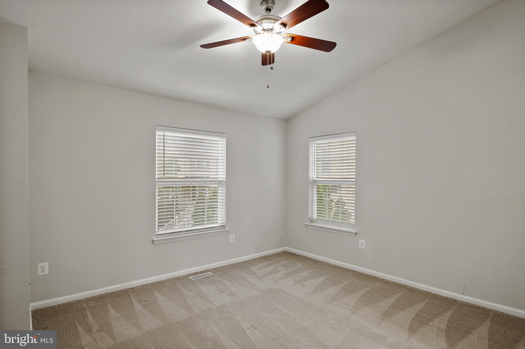 CEDAR GROVE AT CROFTON - Residential