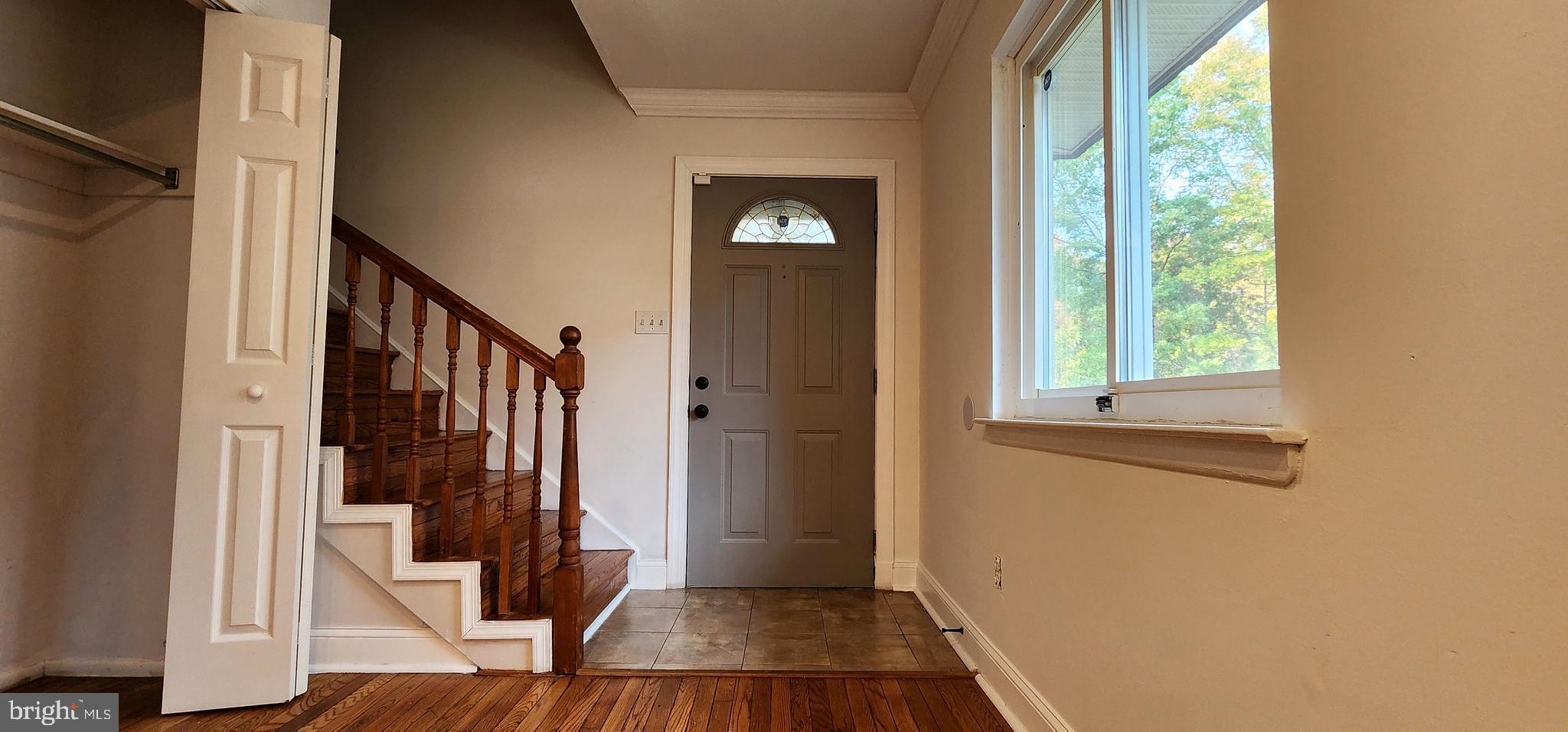 7902 SAN LEANDRO PLACE B