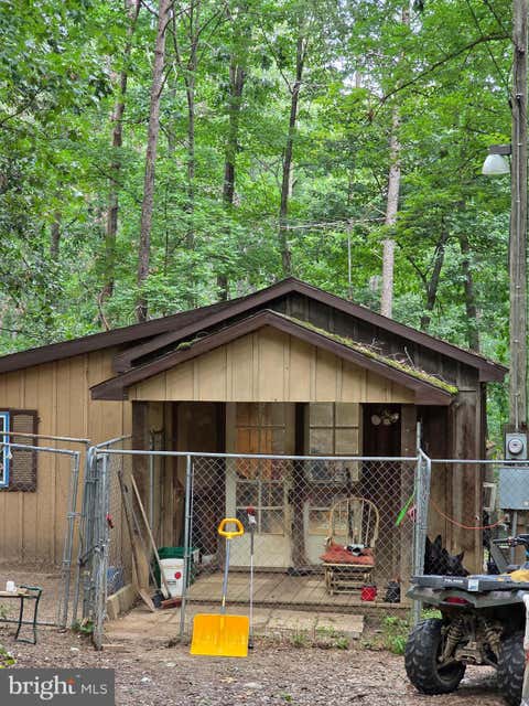 Homes For Sale - 299 Getaway Rd Rd<br/> HEDGESVILLE, WV 25427