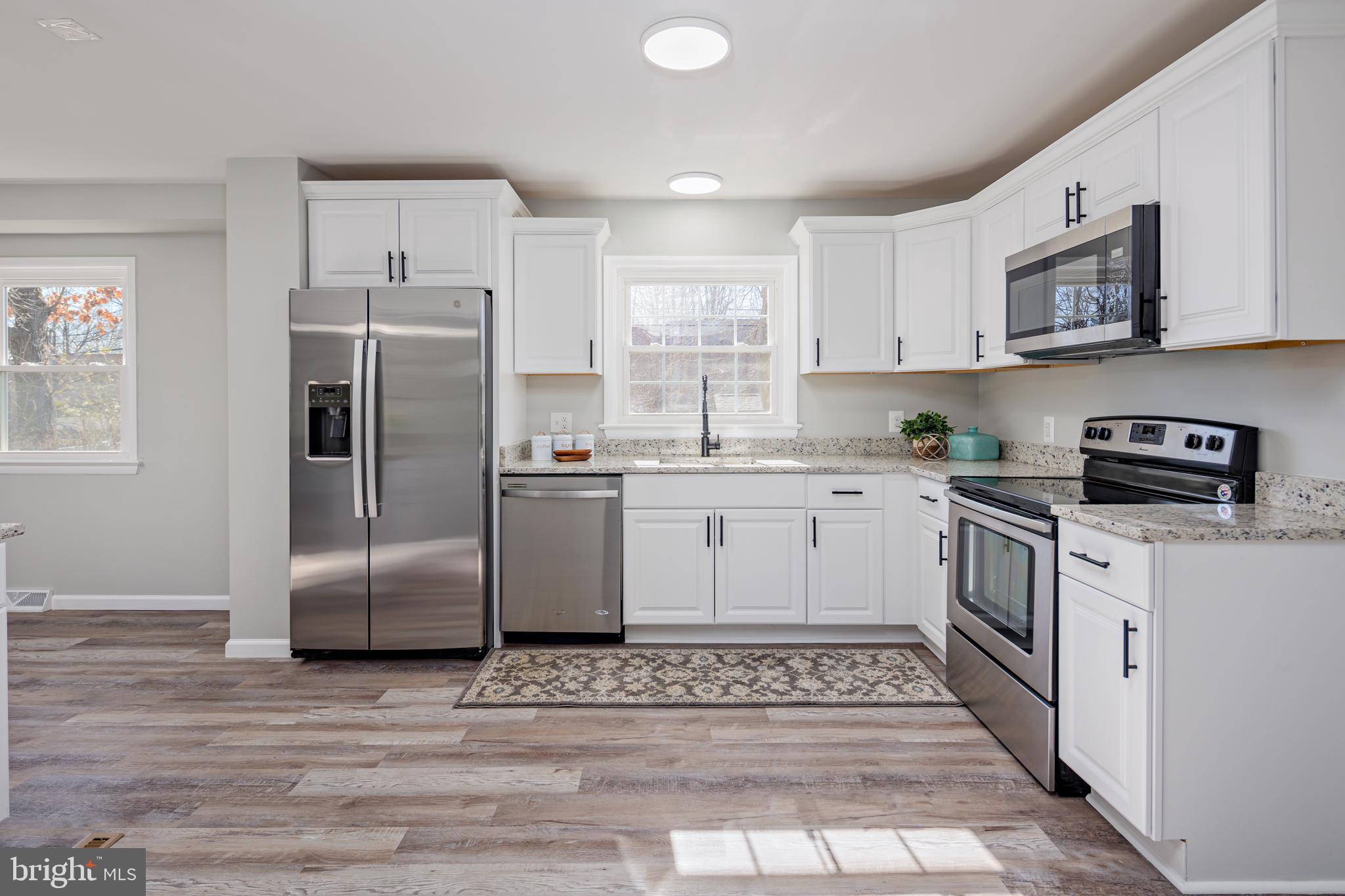 HILLCREST MANOR - Residential