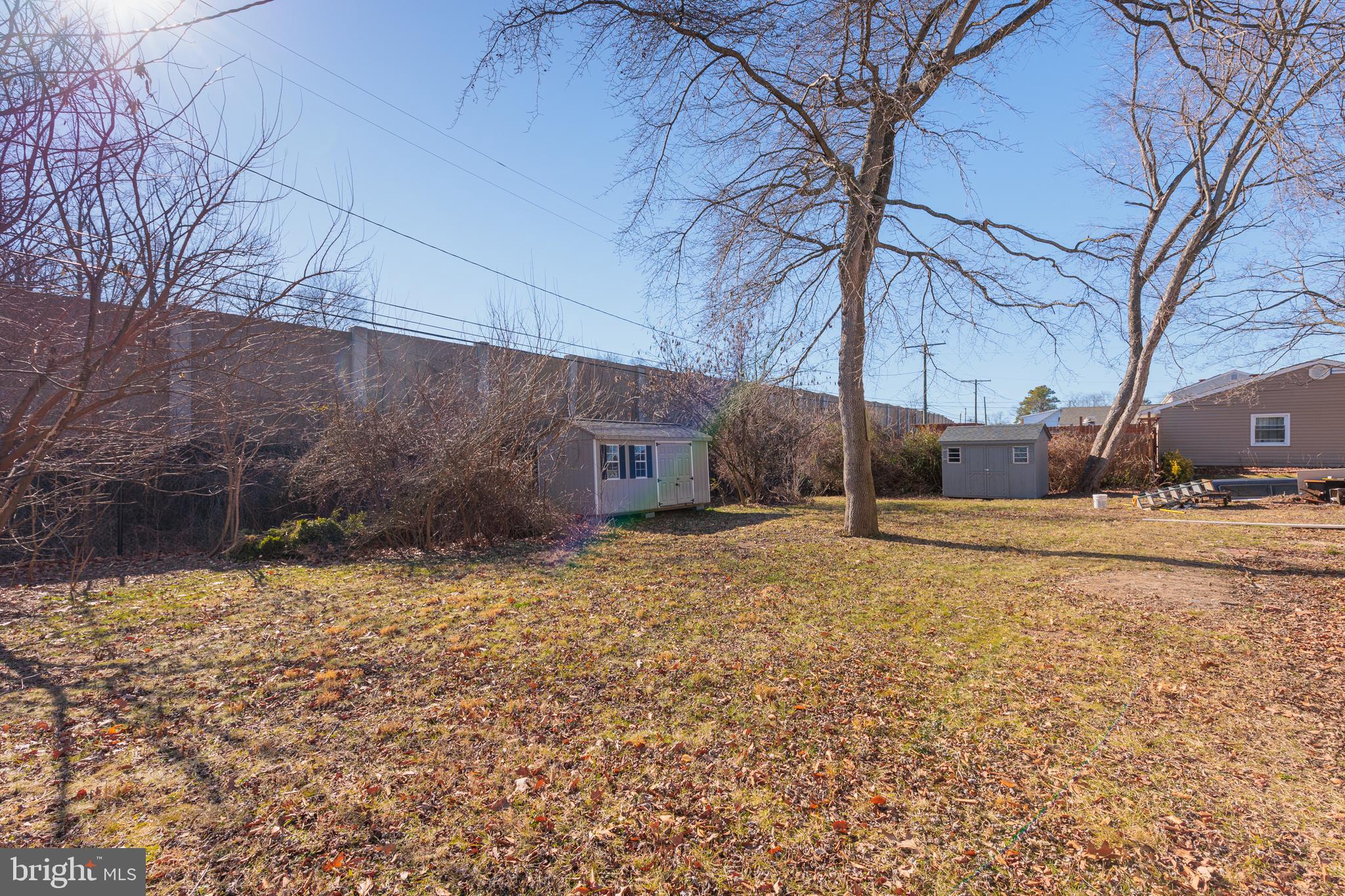 HILLCREST MANOR - Residential