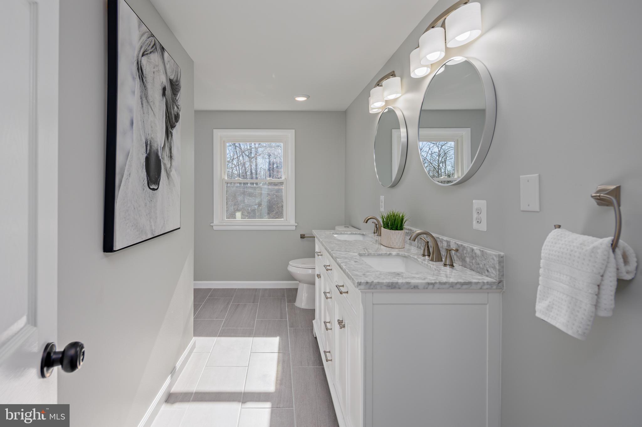 HILLCREST MANOR - Residential