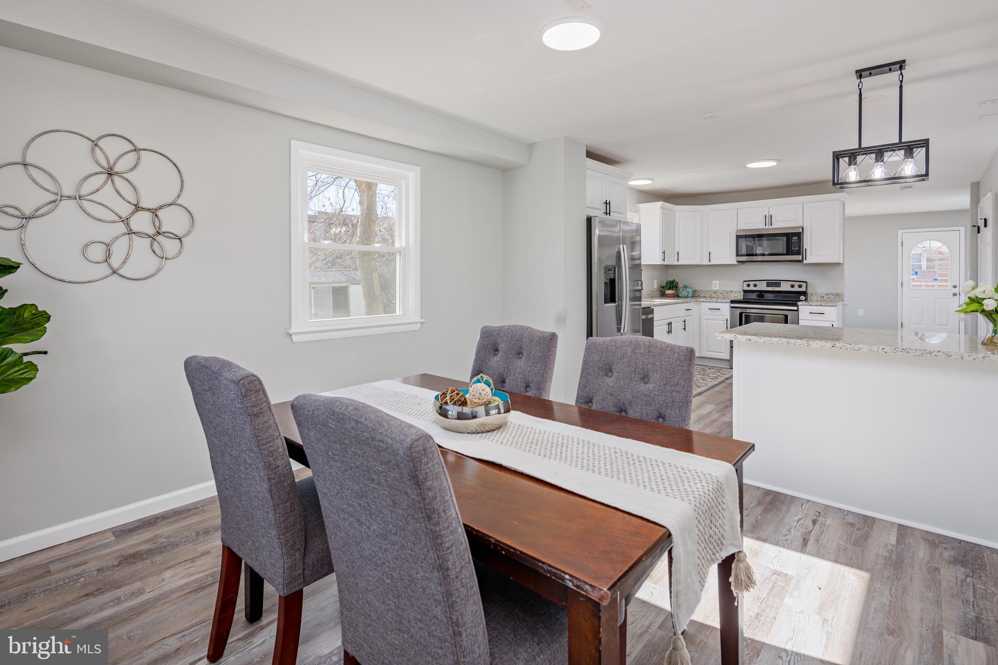 HILLCREST MANOR - Residential