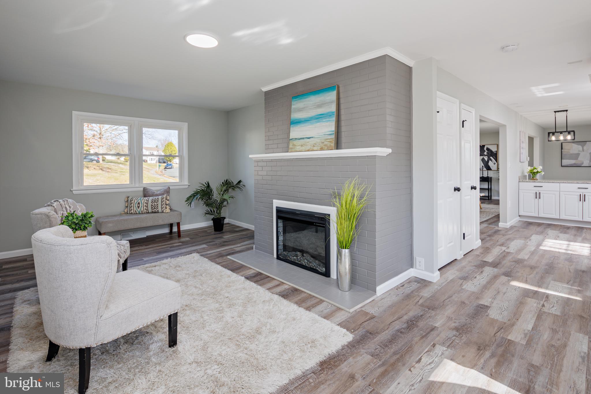 HILLCREST MANOR - Residential