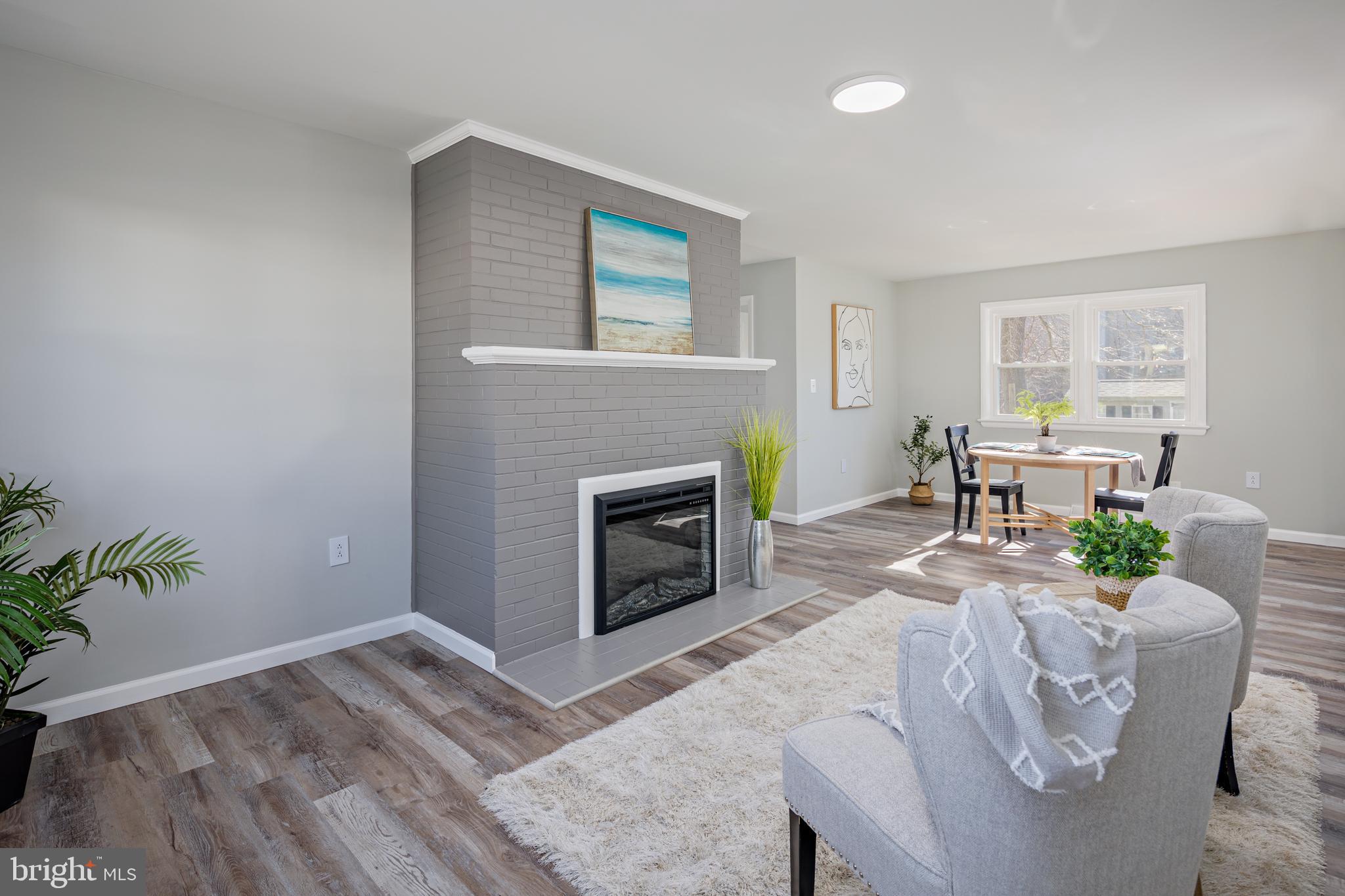 HILLCREST MANOR - Residential