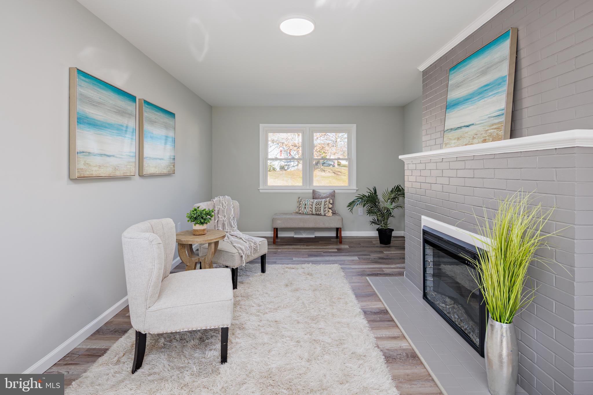 HILLCREST MANOR - Residential