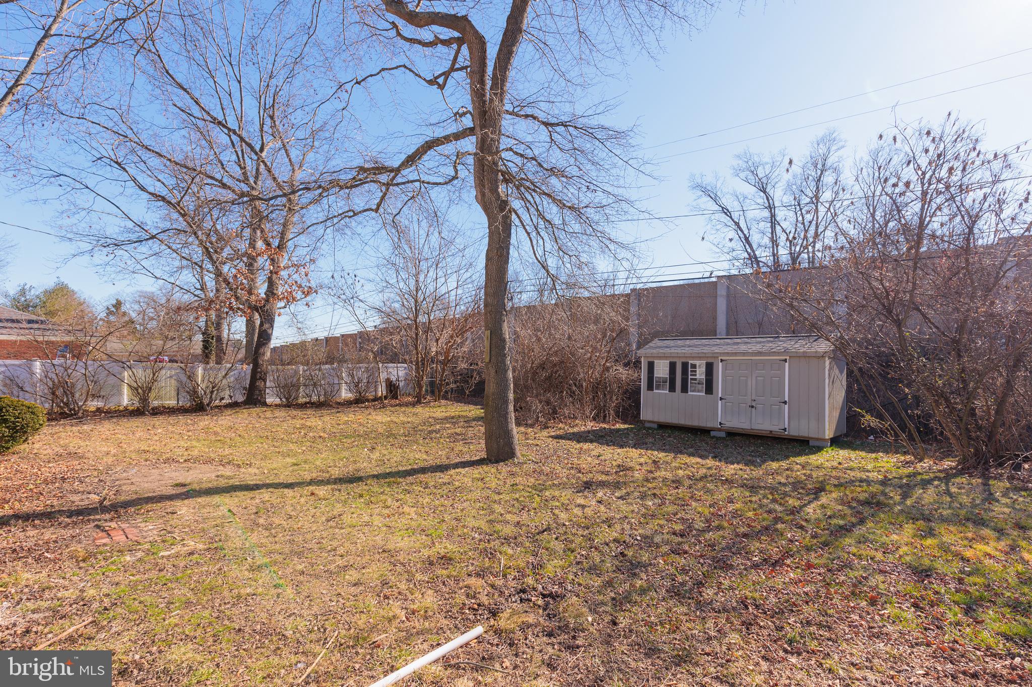 HILLCREST MANOR - Residential