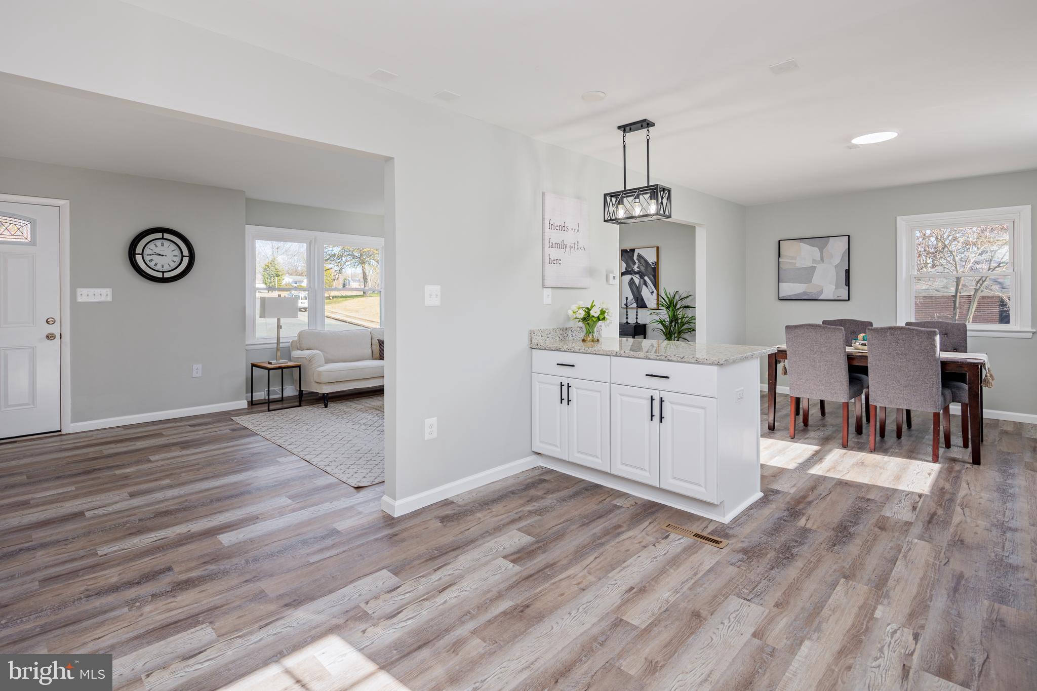 HILLCREST MANOR - Residential