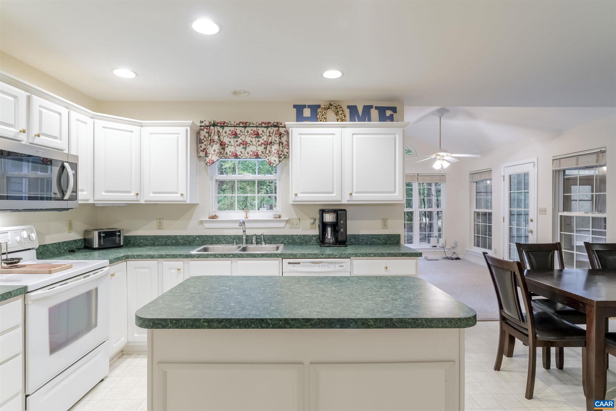 SHENANDOAH CROSSING - Residential