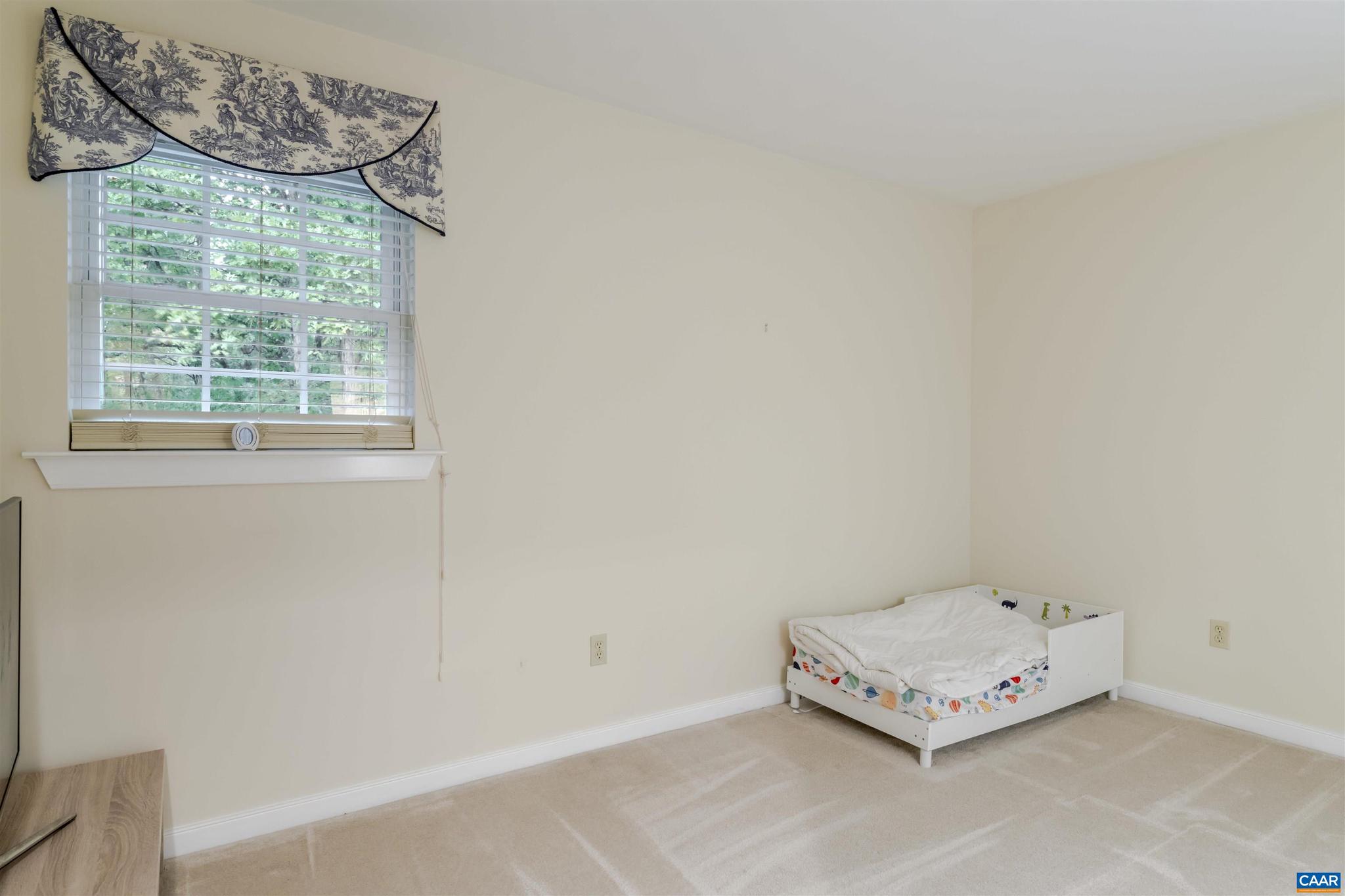 SHENANDOAH CROSSING - Residential