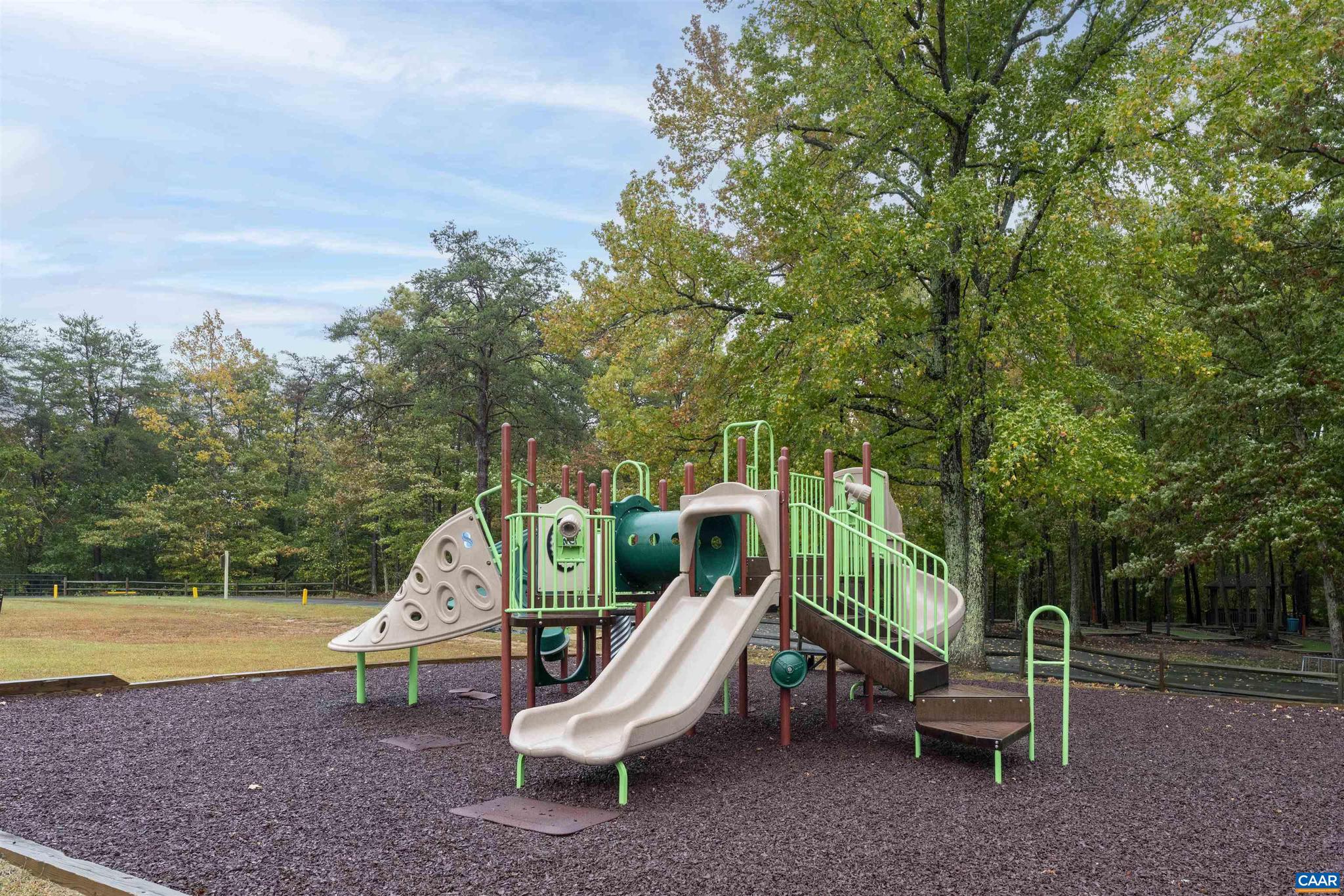 SHENANDOAH CROSSING - Residential