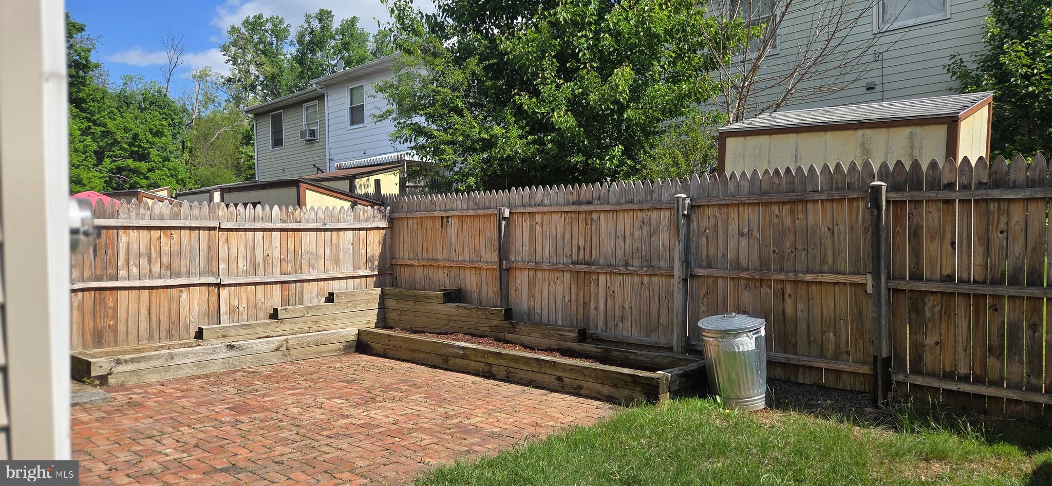 BEAR WALLOW KNOLLS - Residential