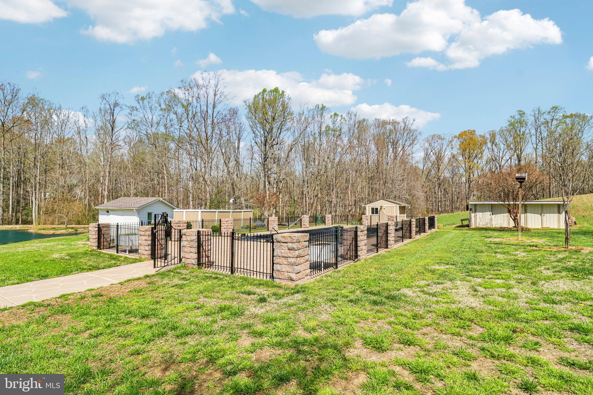 GATEAU - Residential