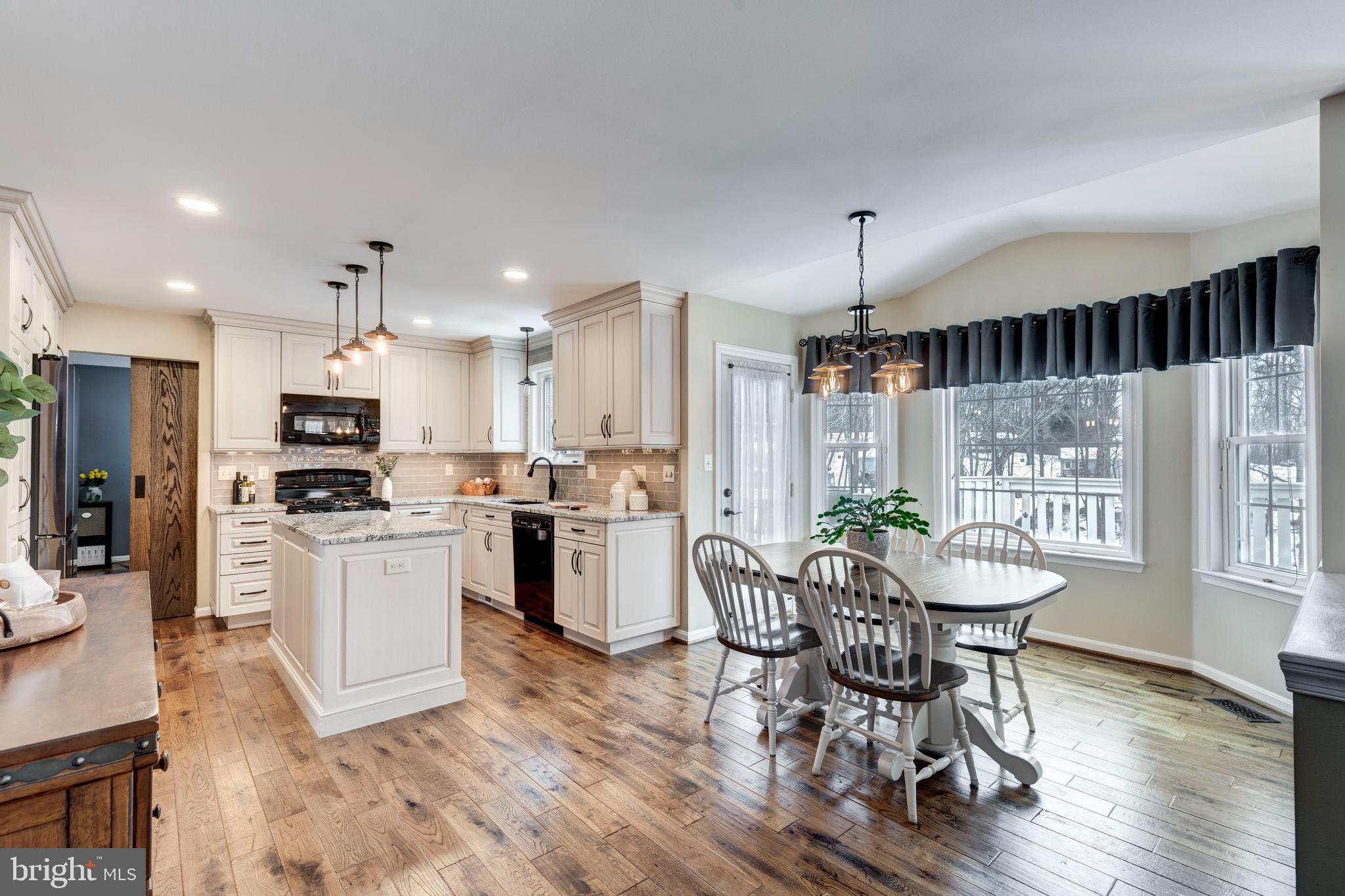 BRYNWOOD HILLS - Residential