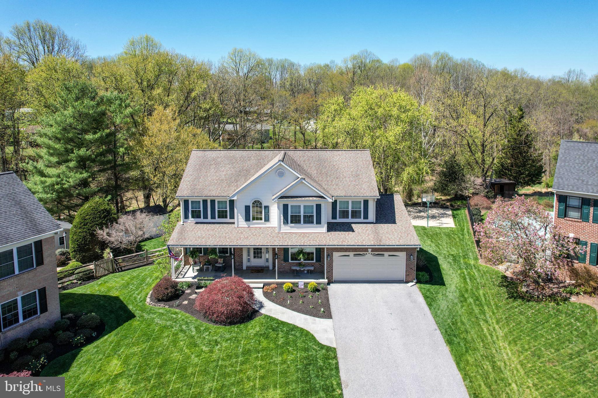 BRYNWOOD HILLS - Residential