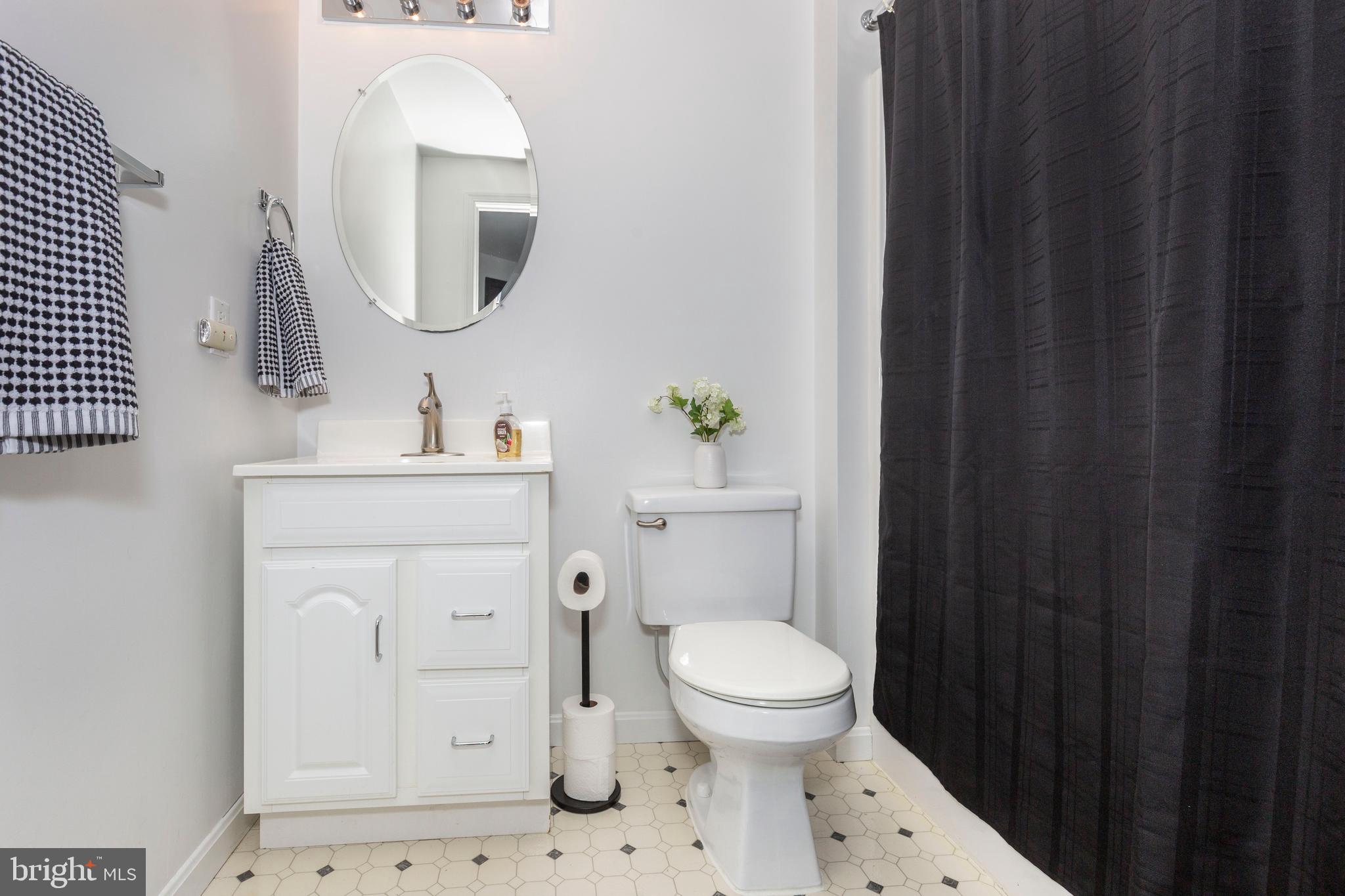 BRYNWOOD HILLS - Residential