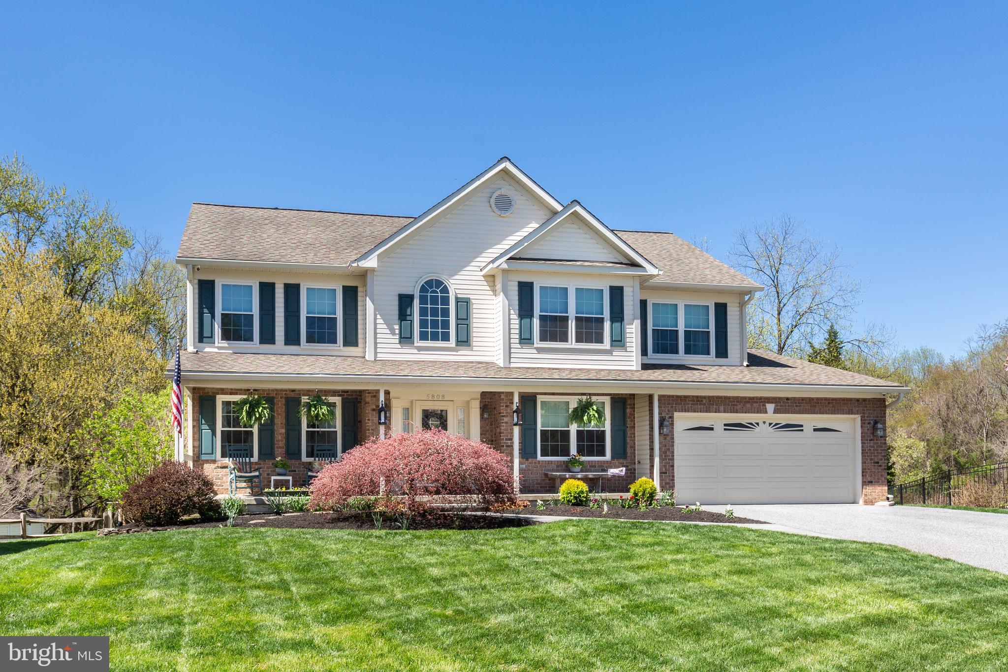 BRYNWOOD HILLS - Residential