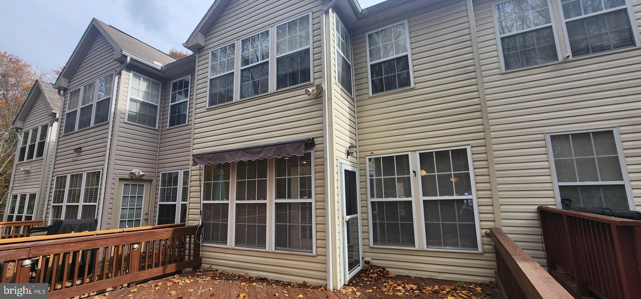 THE VILLAGES OF LYONSFIELD RUN - Residential Lease