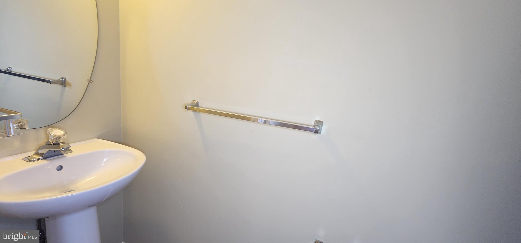 THE VILLAGES OF LYONSFIELD RUN - Residential Lease