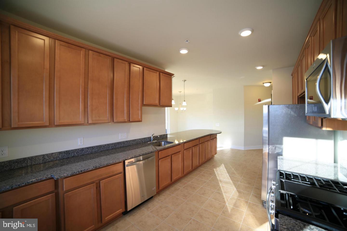 9521 BASTILLE STREET 305