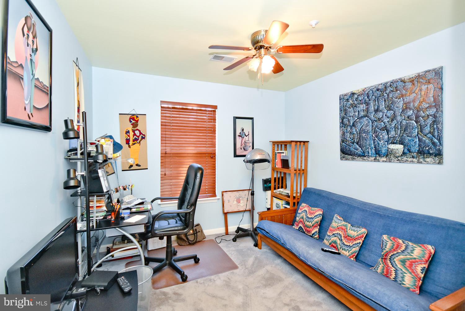 SUMMIT CREEK - Residential