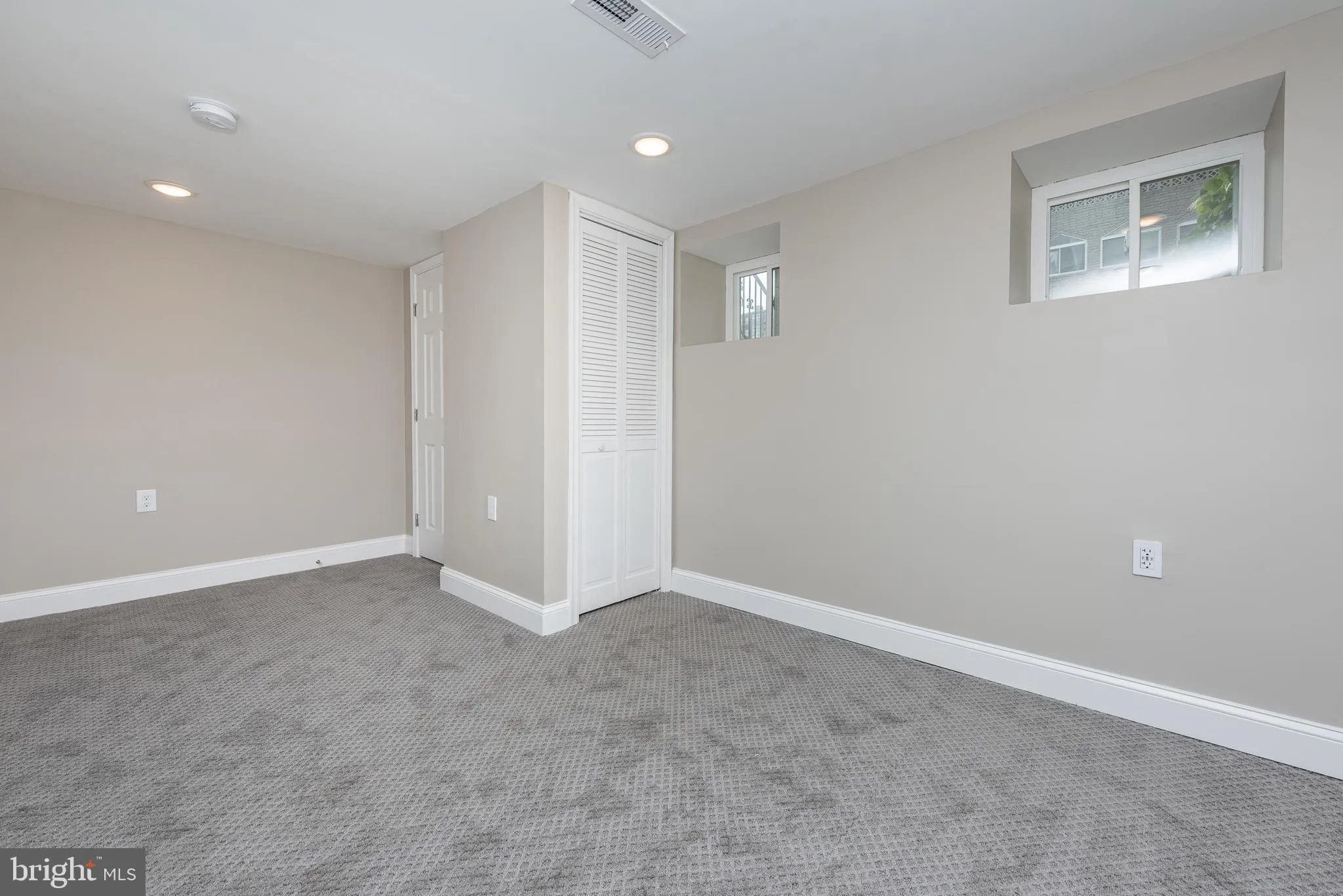 Baltimore, Maryland 21223, United States, 4 Bedrooms Bedrooms, ,4 BathroomsBathrooms,Residential,Active,26462