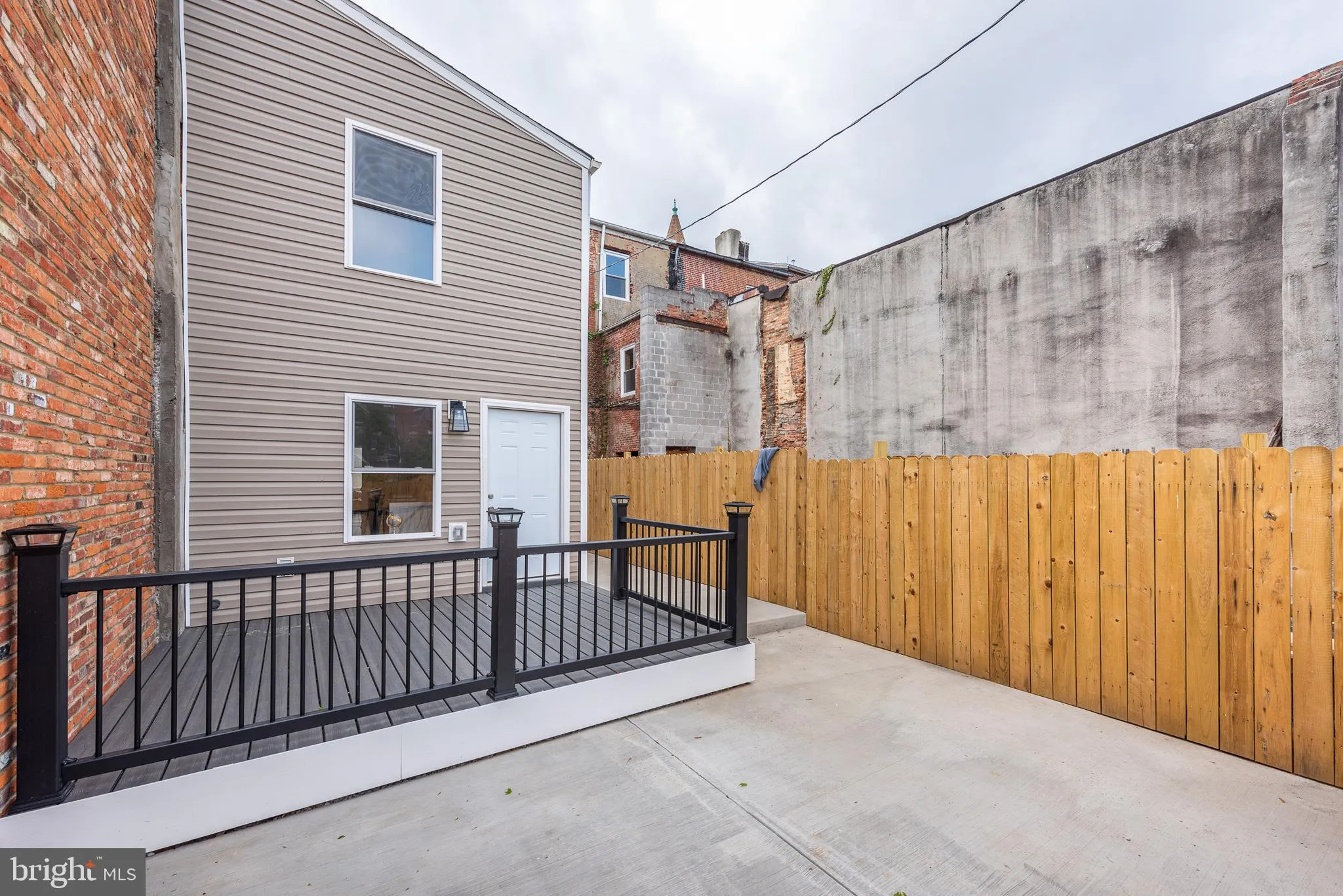 Baltimore, Maryland 21223, United States, 4 Bedrooms Bedrooms, ,4 BathroomsBathrooms,Residential,Active,26462