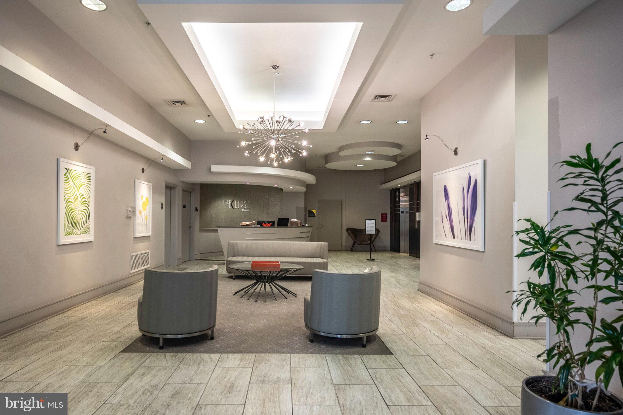 ECLIPSE ON CENTER PARK - Residential