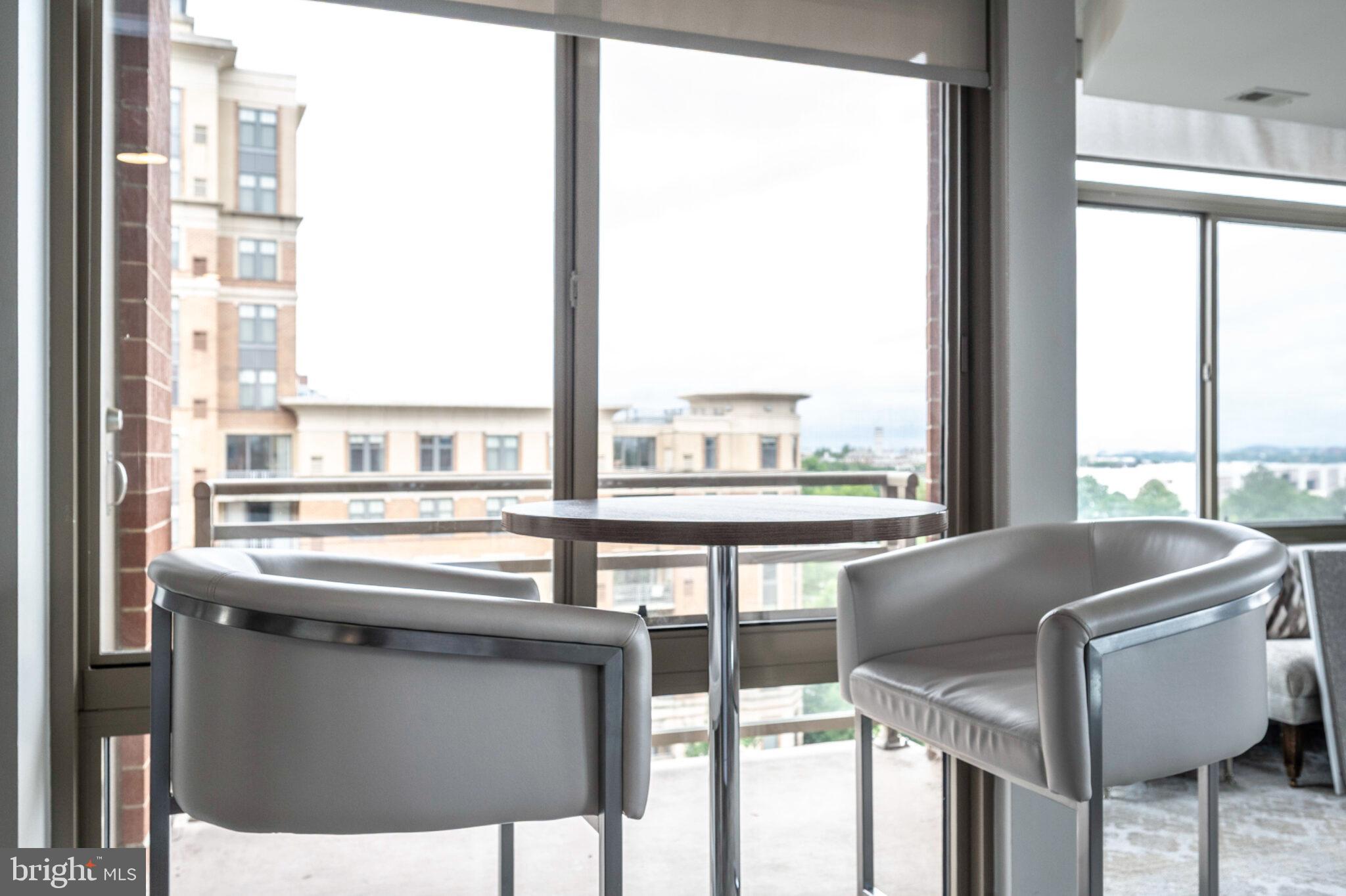 ECLIPSE ON CENTER PARK - Residential