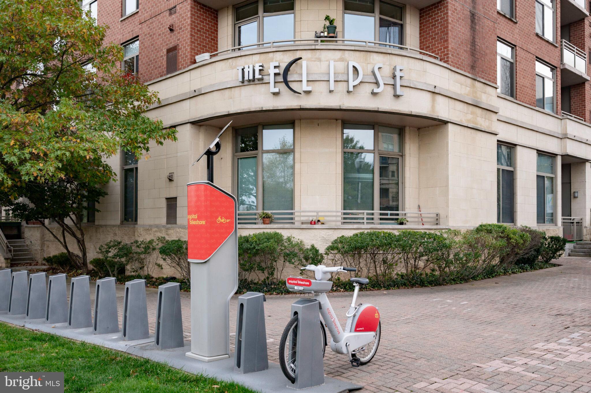 ECLIPSE ON CENTER PARK - Residential