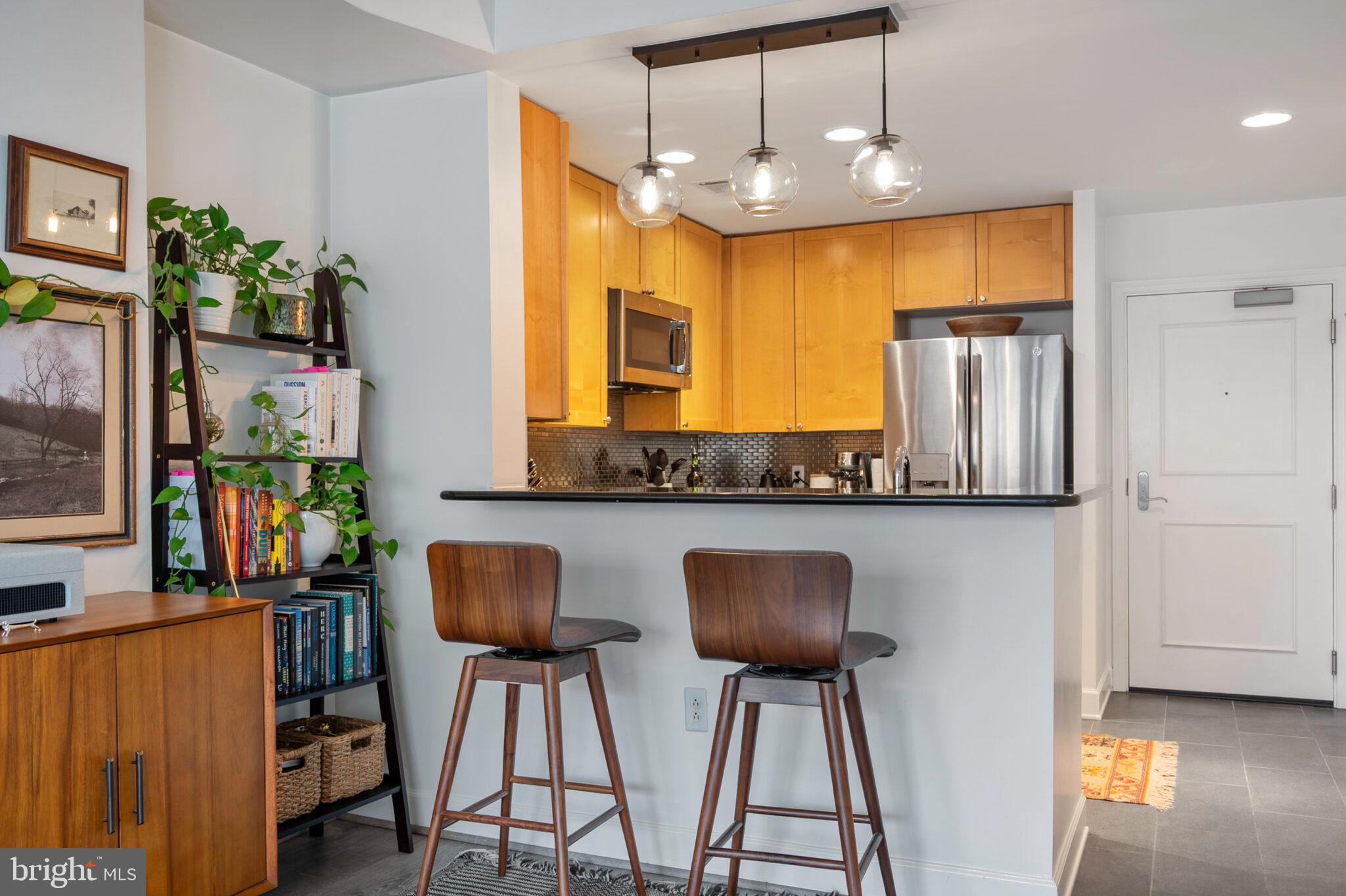 ECLIPSE ON CENTER PARK - Residential