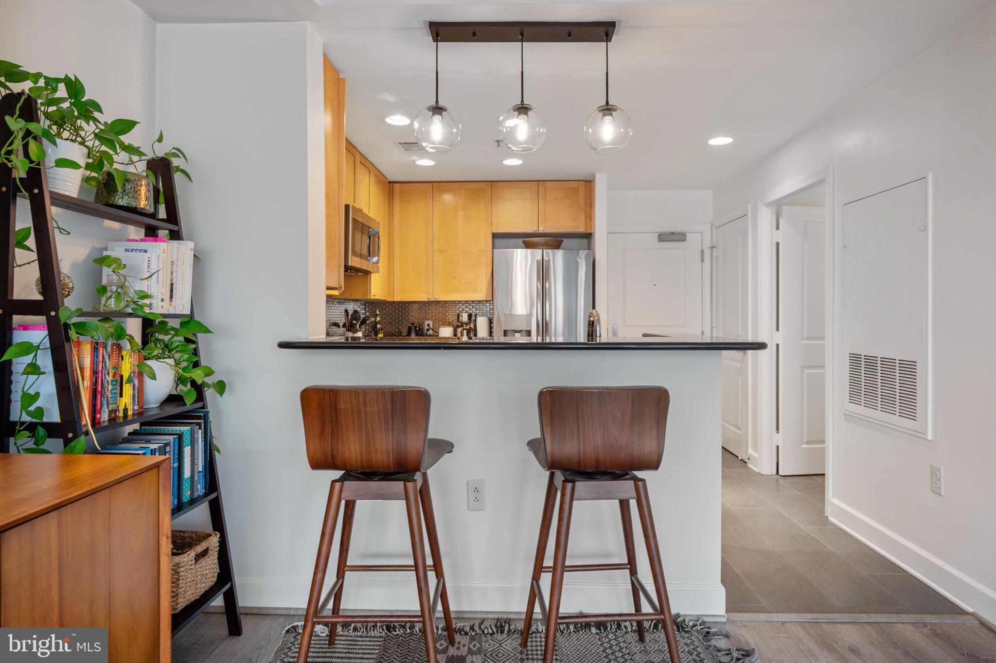 ECLIPSE ON CENTER PARK - Residential