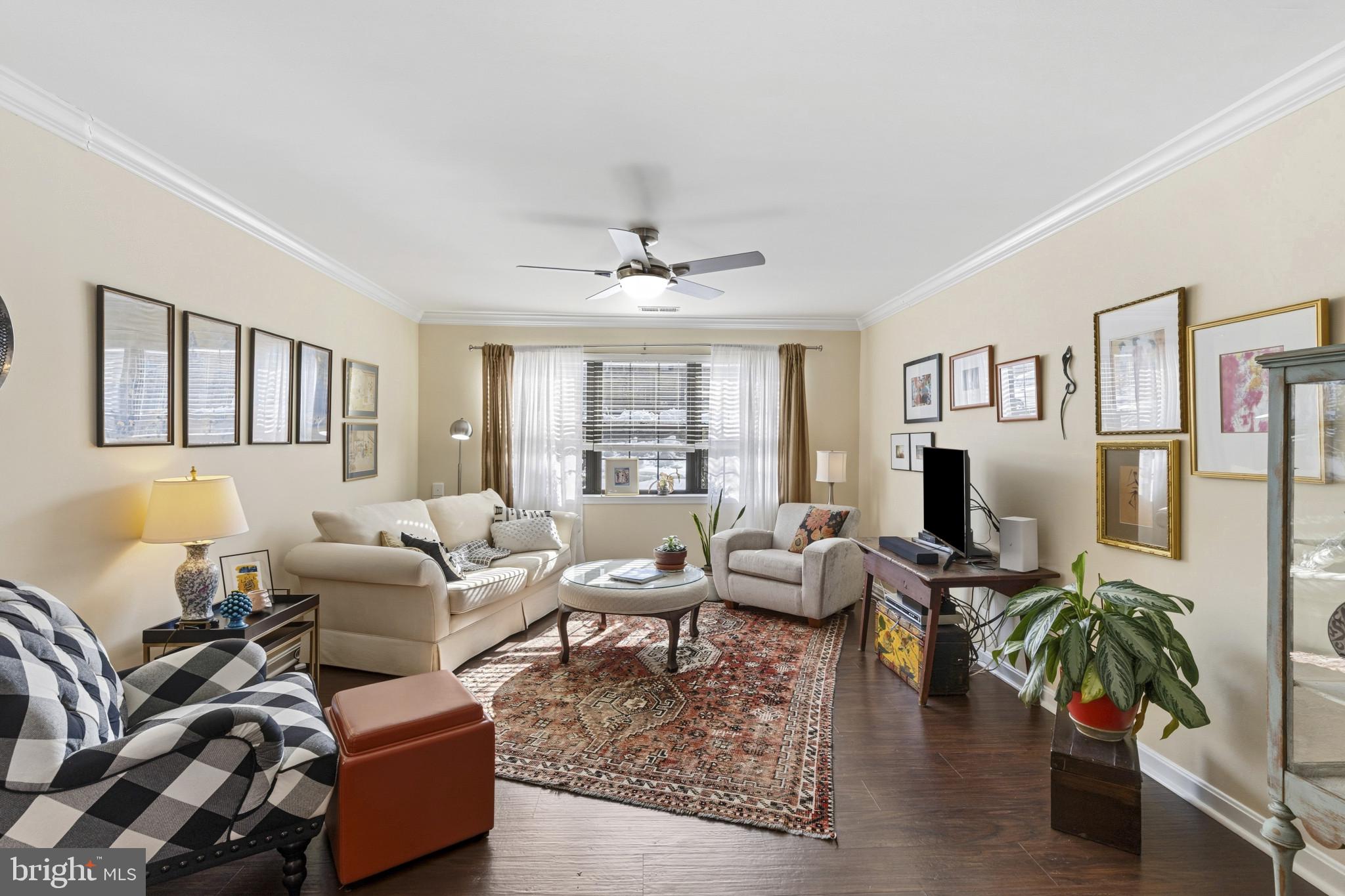 DULANEY TOWERS - Residential