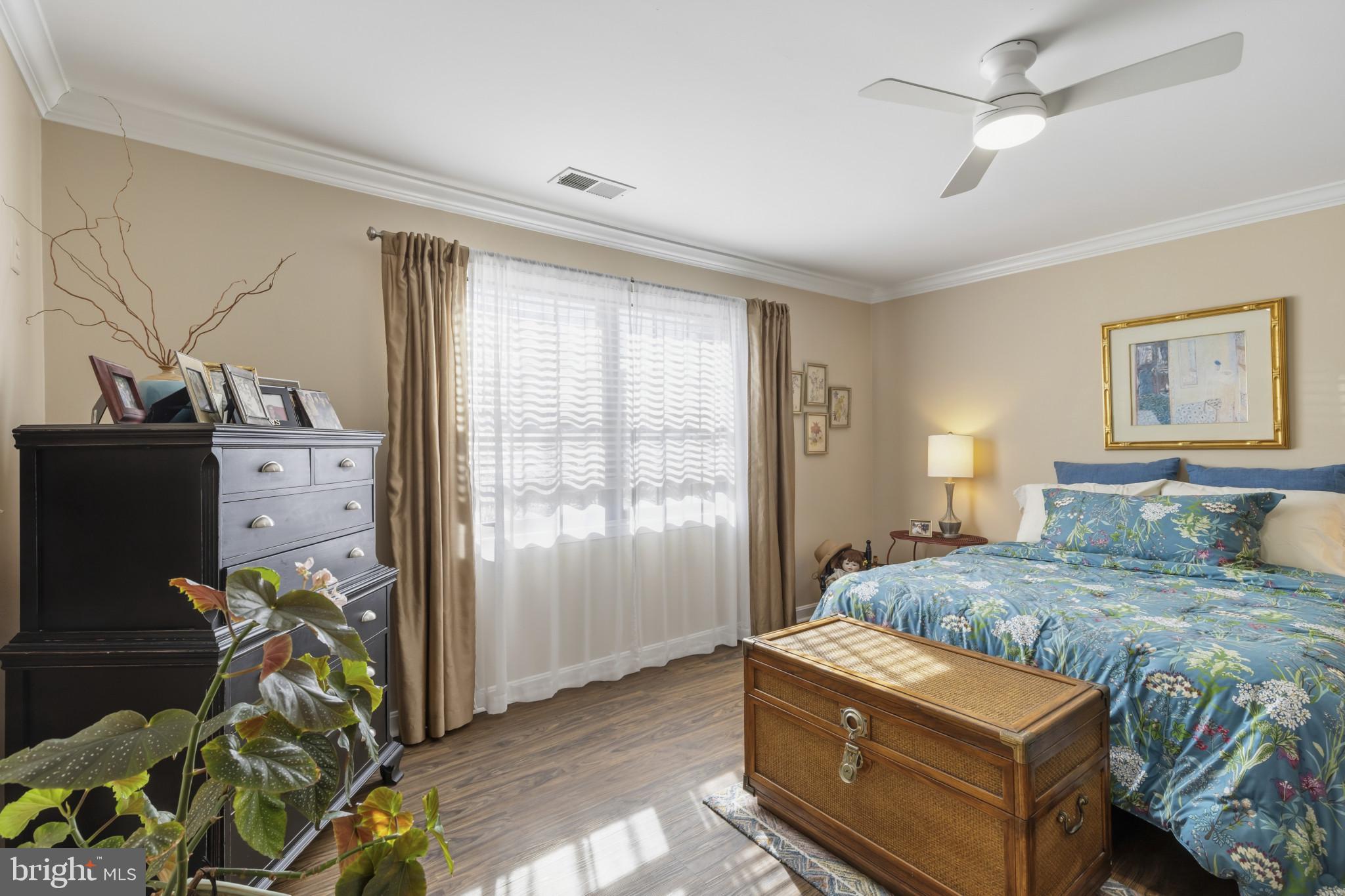 DULANEY TOWERS - Residential