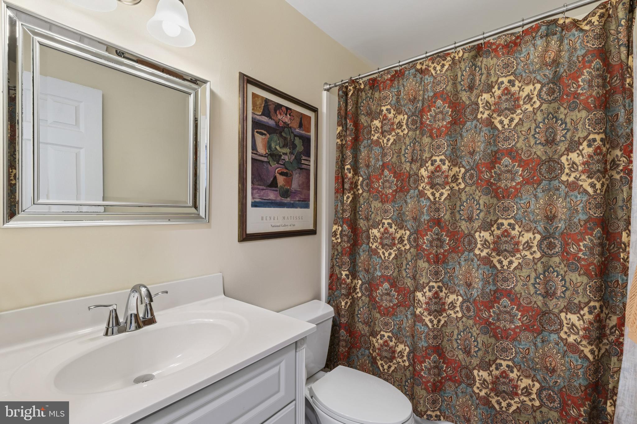 DULANEY TOWERS - Residential