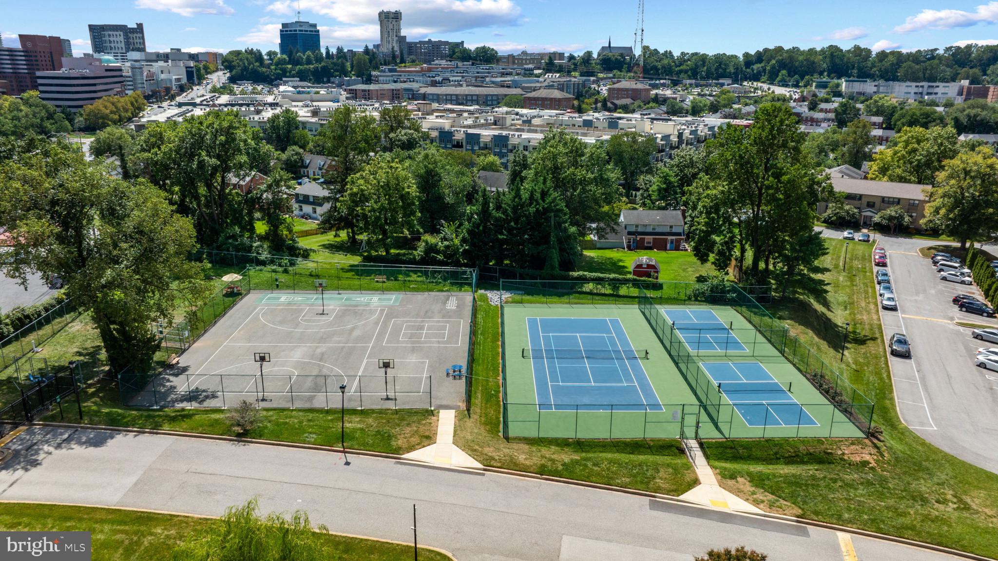 DULANEY TOWERS - Residential