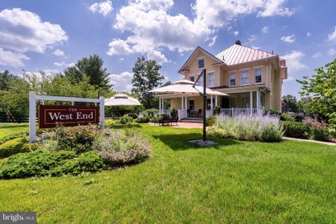 Photo of 36855 W Main Street, PURCELLVILLE, VA 20132 (MLS # VALO2133252)