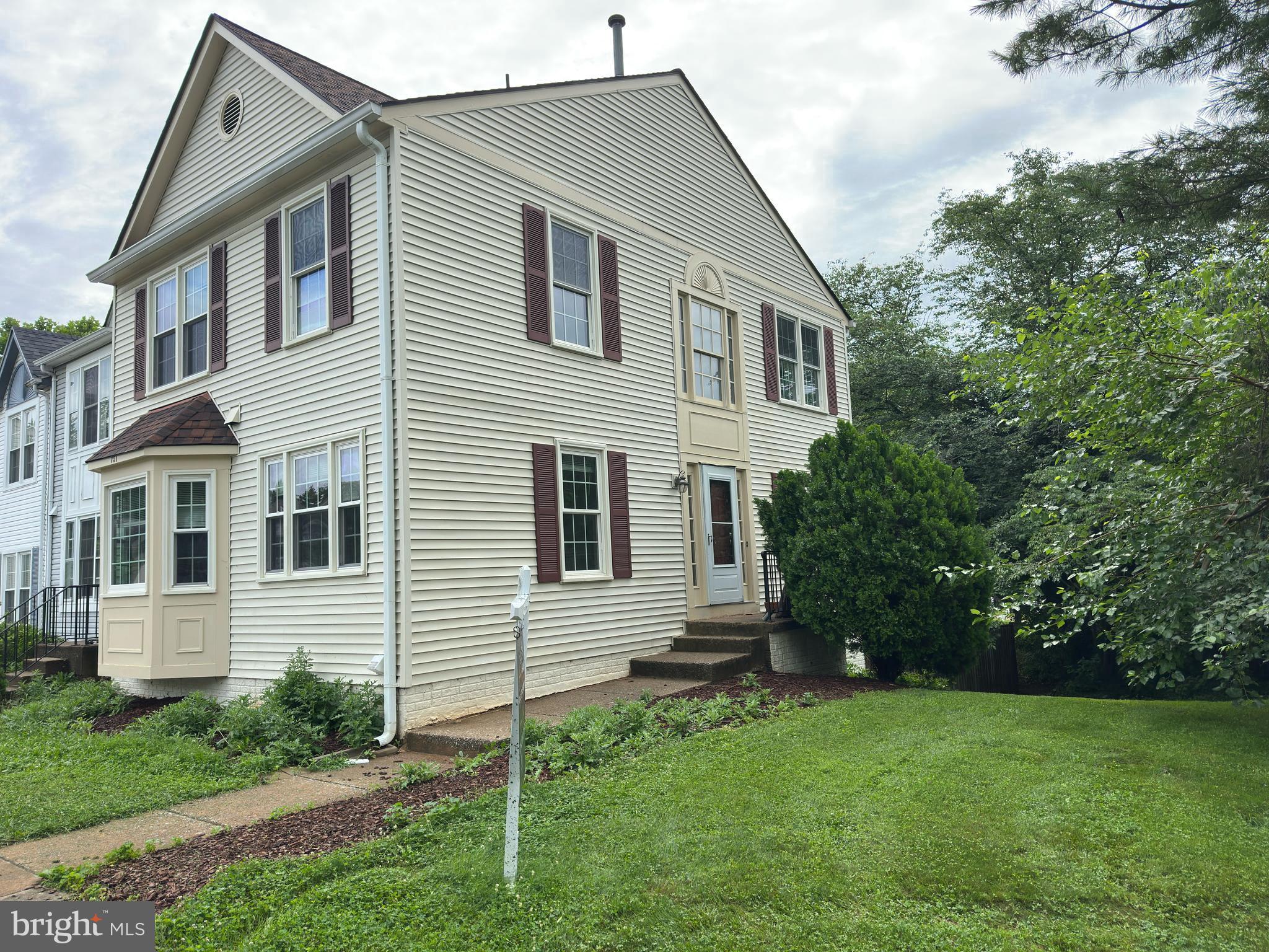 751 CHERRY TREE LANE