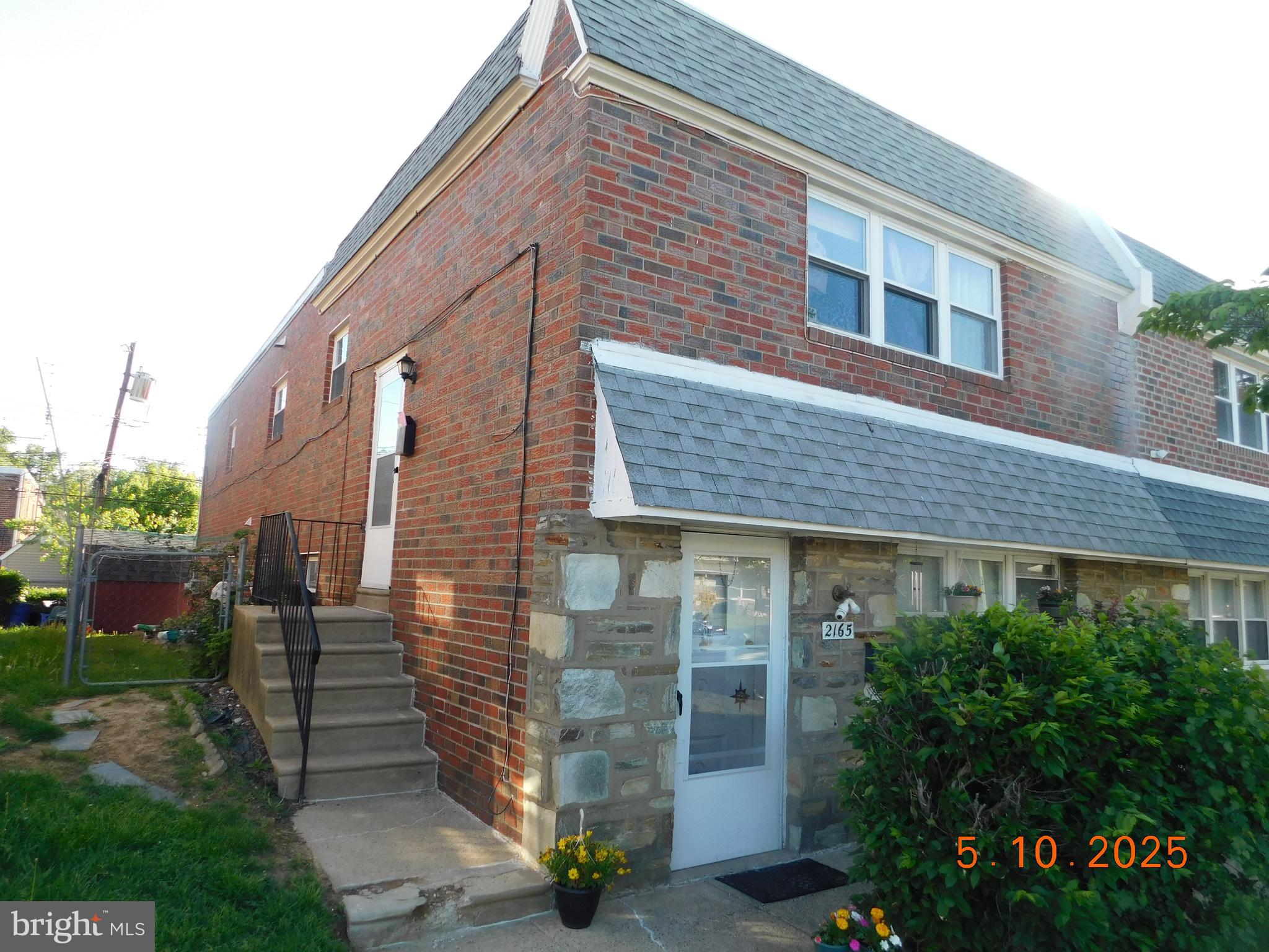 2165 BENSON STREET 2ND FLOOR