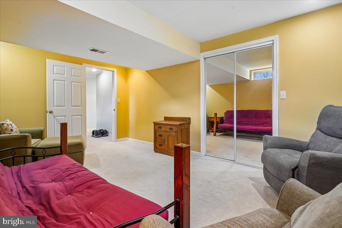 CROSSPOINTE - Residential