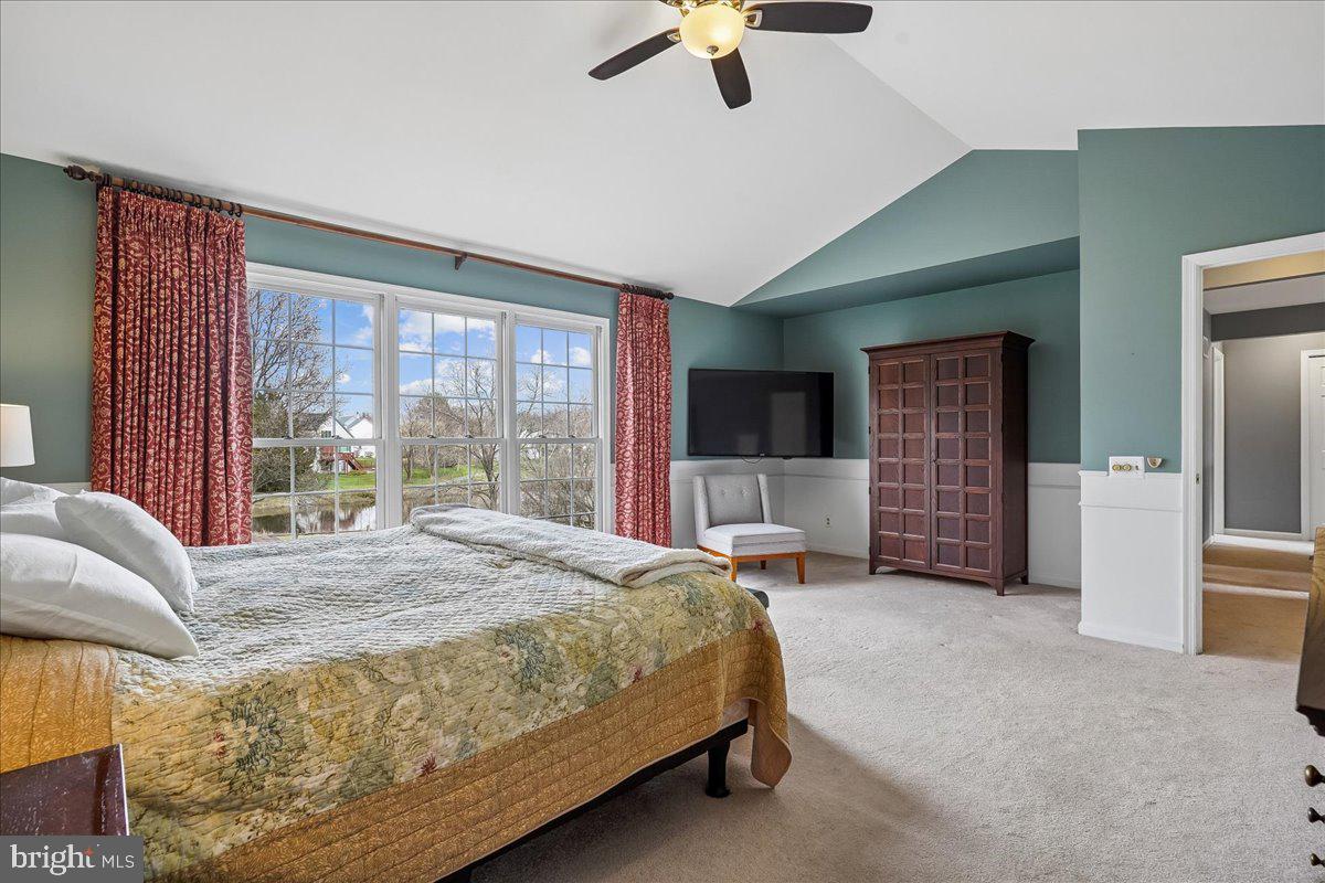 CROSSPOINTE - Residential