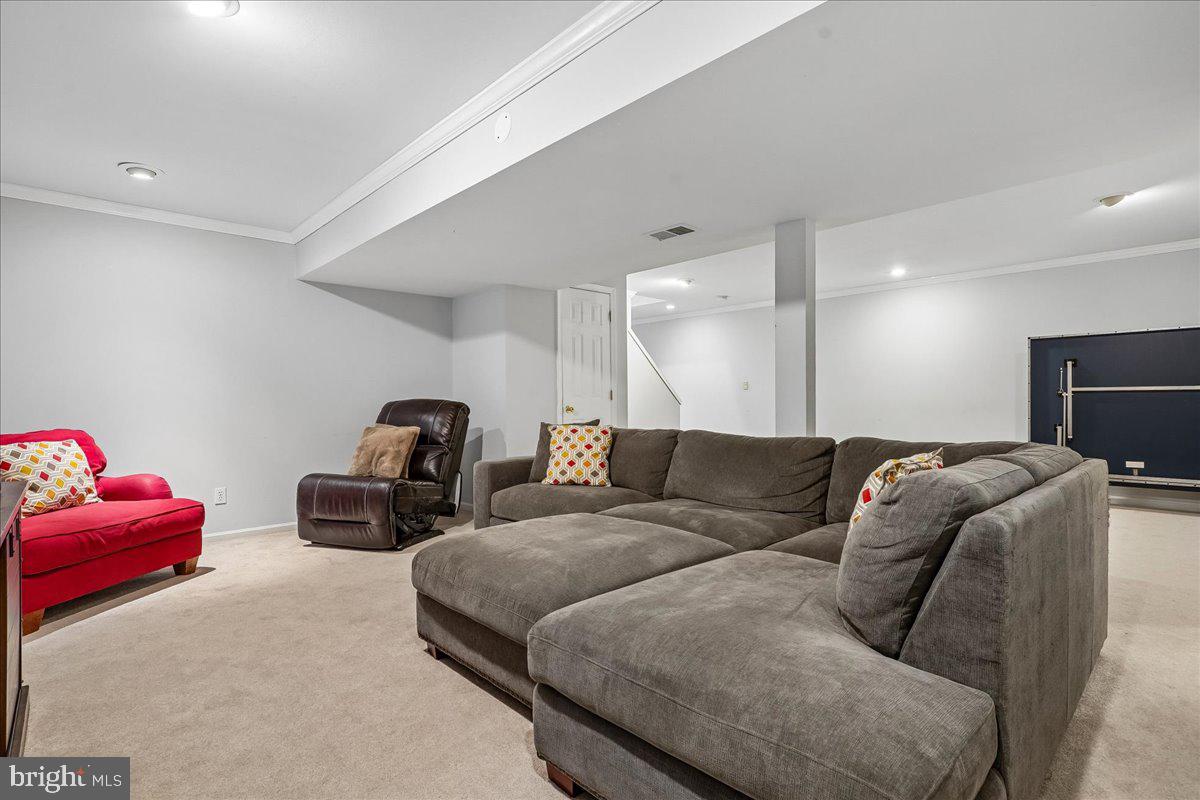 CROSSPOINTE - Residential