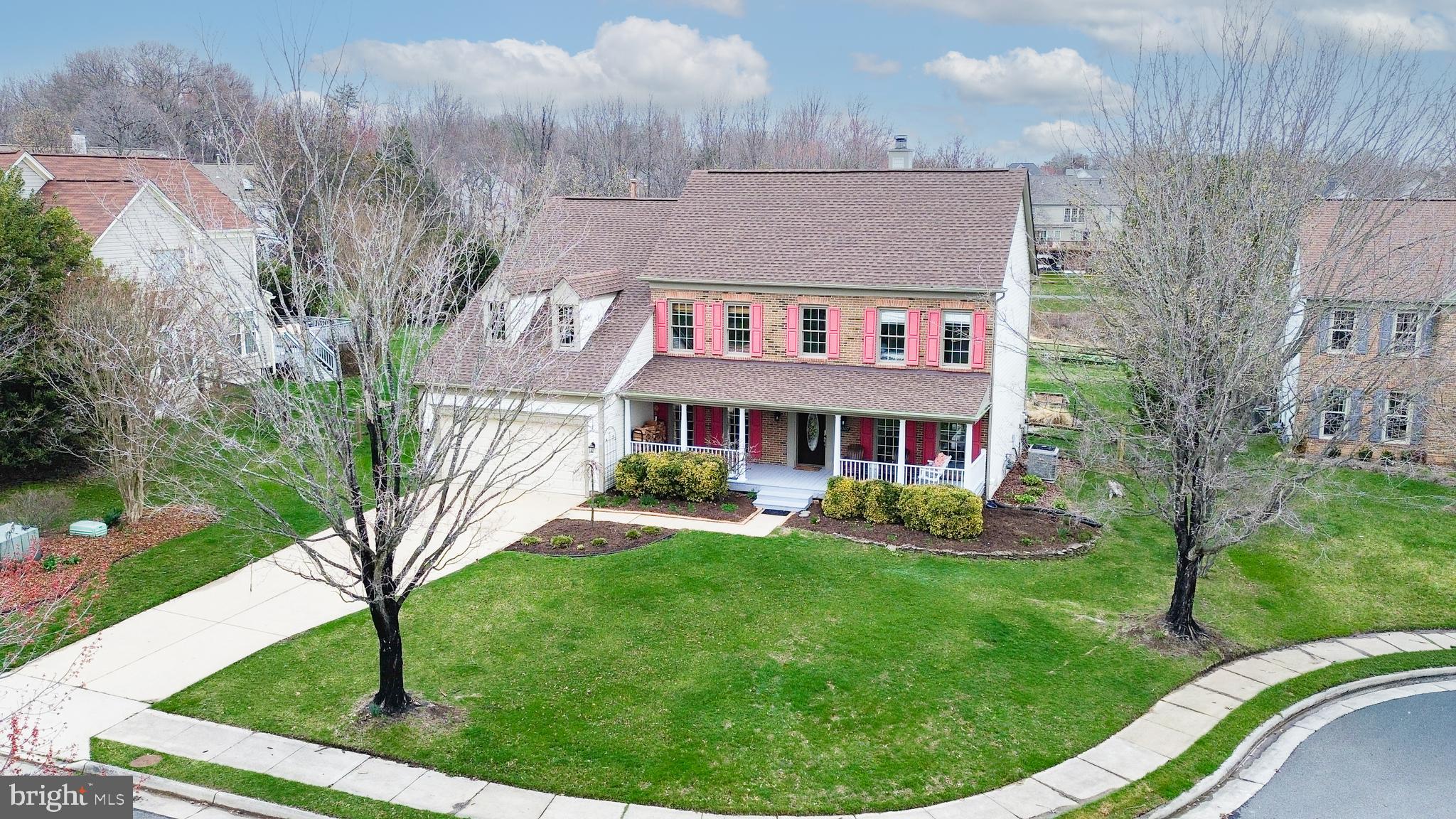 CROSSPOINTE - Residential