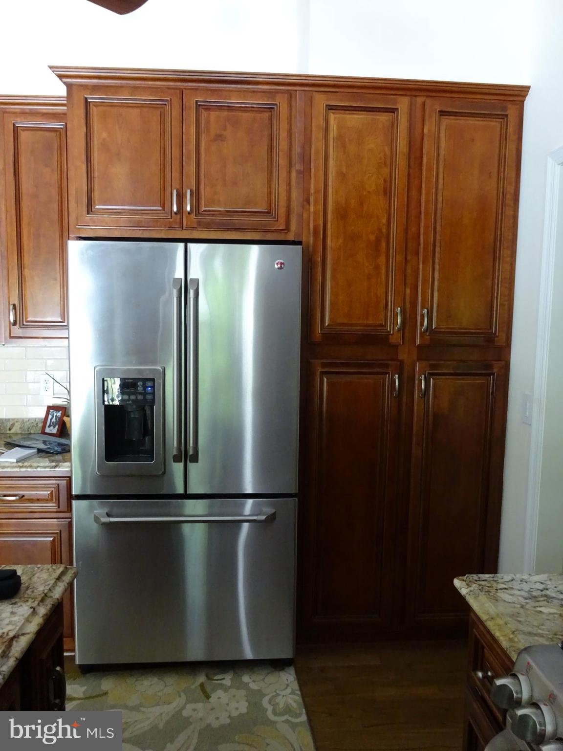 SIGNAL HILL - Residential