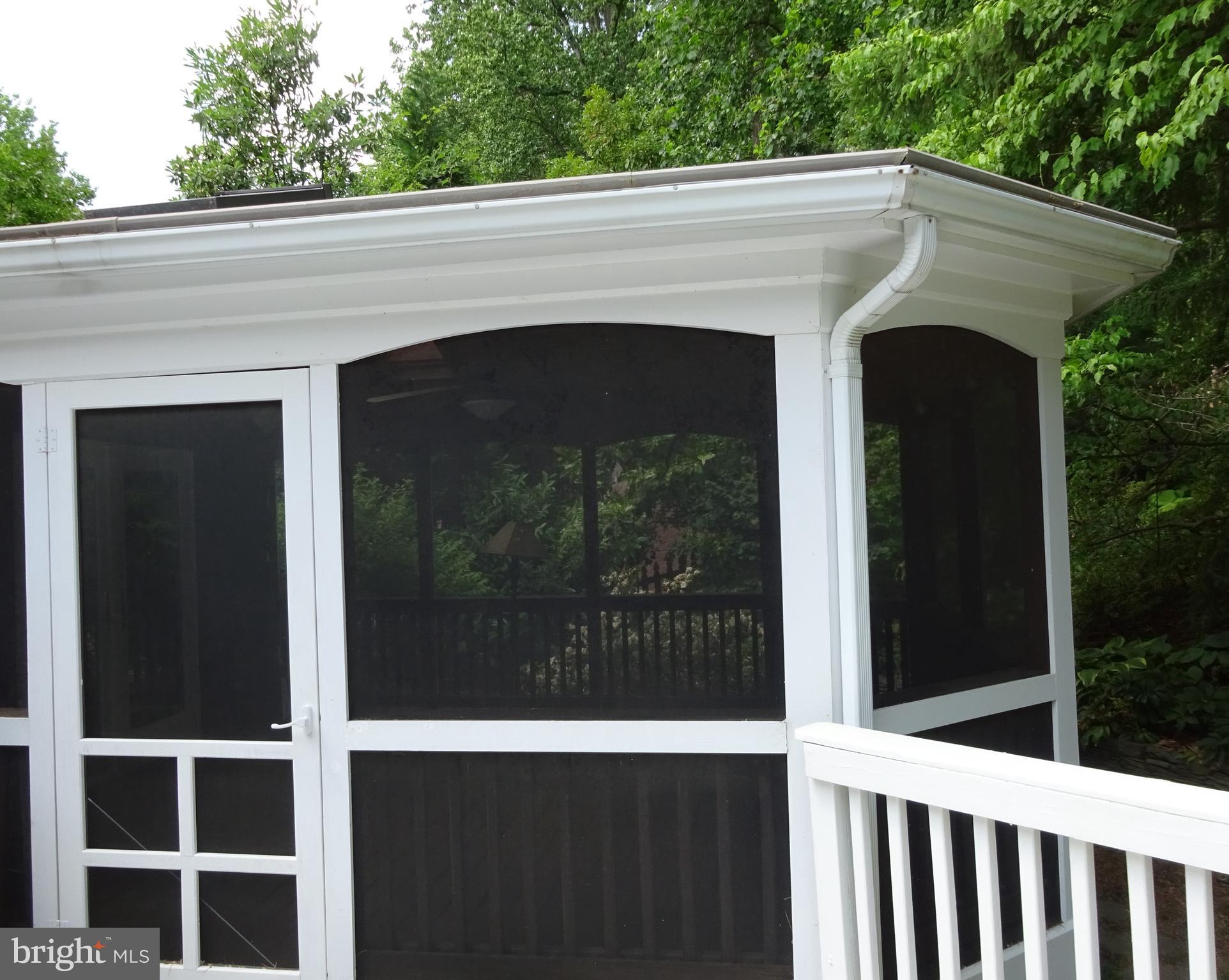 SIGNAL HILL - Residential