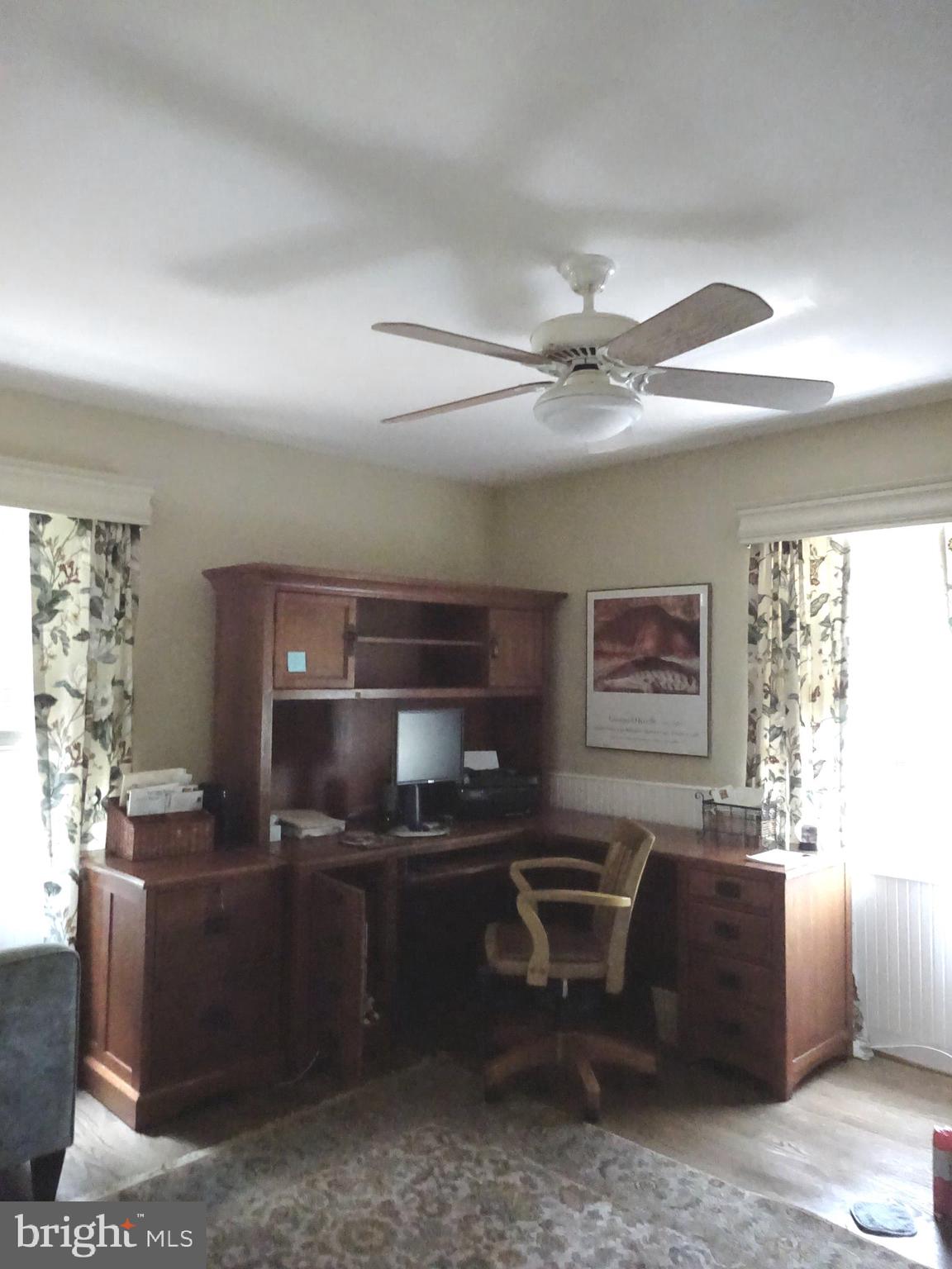 SIGNAL HILL - Residential