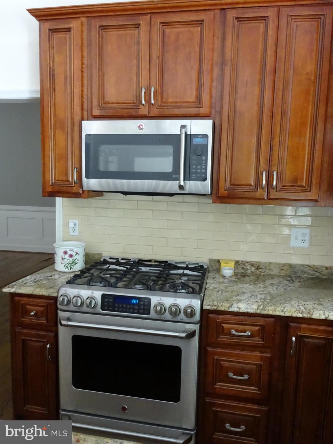 SIGNAL HILL - Residential