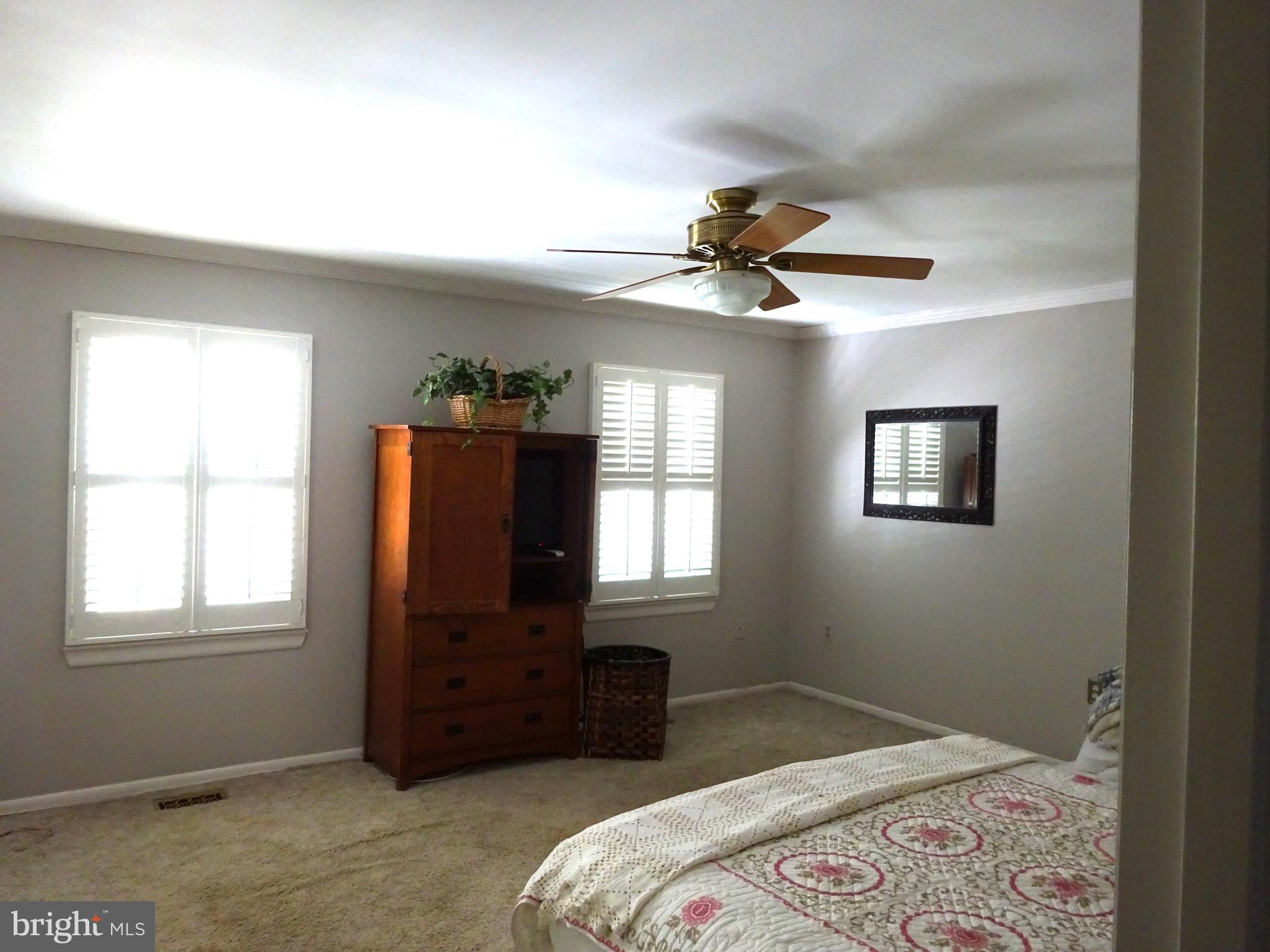 SIGNAL HILL - Residential