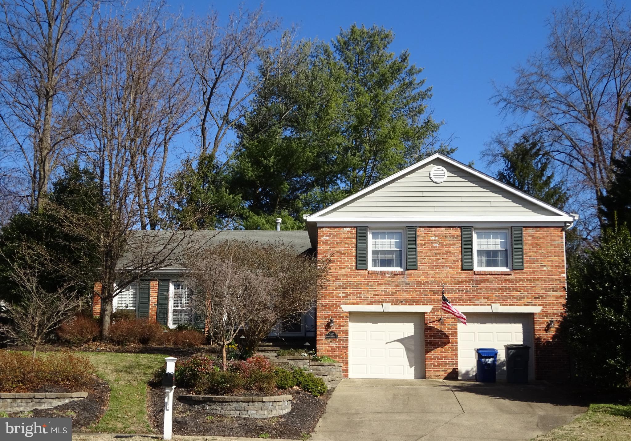 SIGNAL HILL - Residential