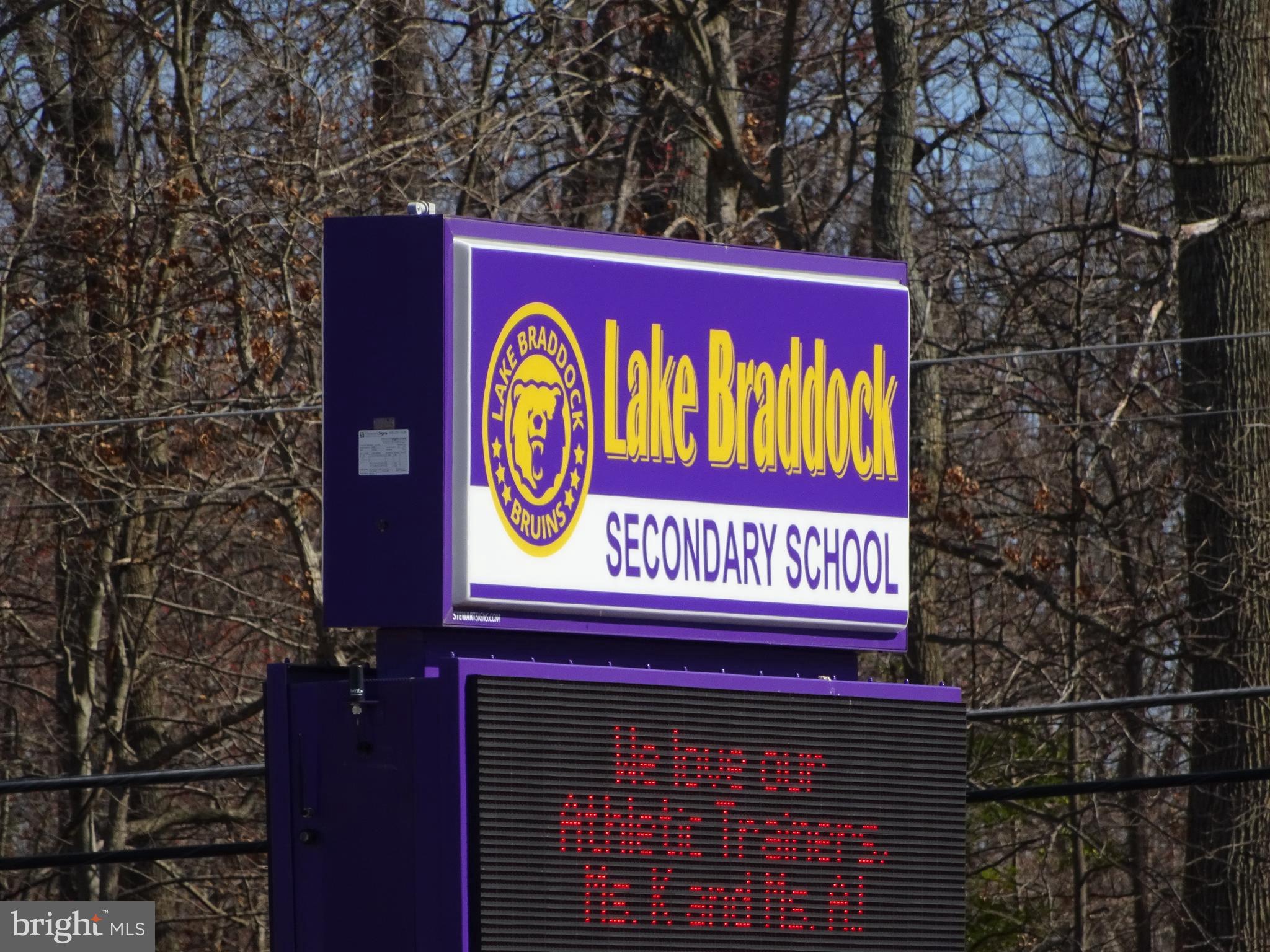 SIGNAL HILL - Residential